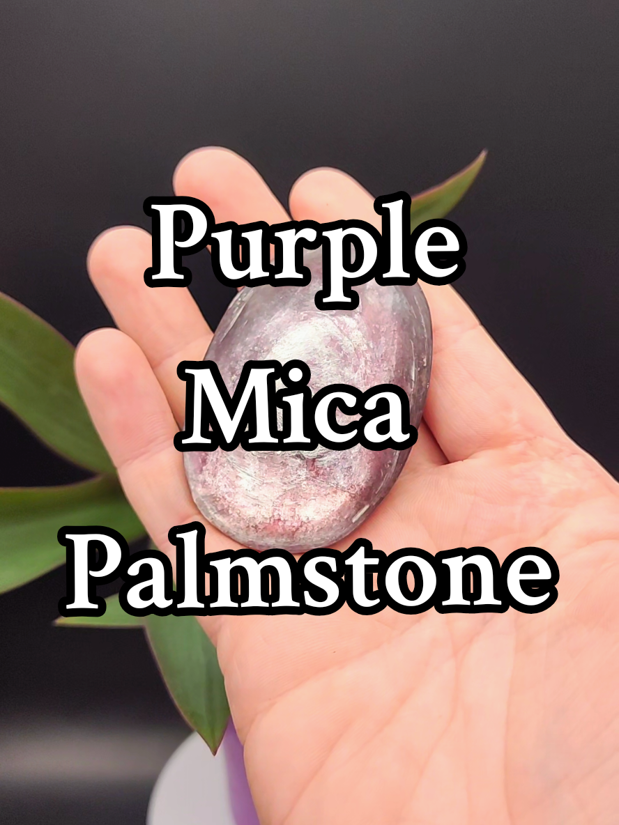 @Moth&Crow Crystals & Oddities