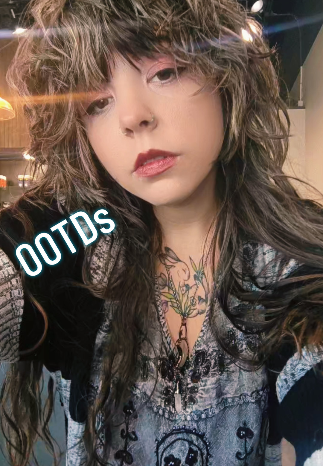 @Chas ♡₊˚・₊✧𐦍