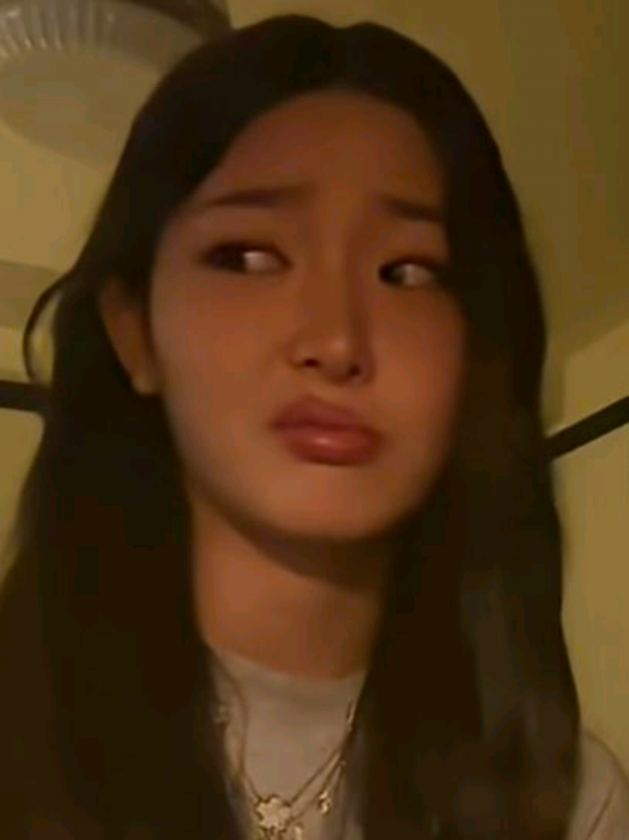@mini katseye 🖤