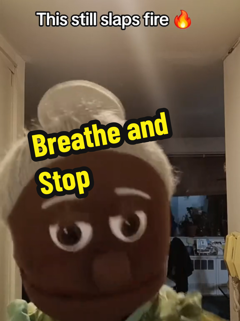 @Mama Nana Puppet Show ™️