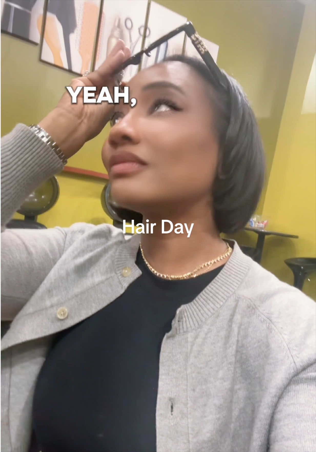 @EffortlesslyChiic