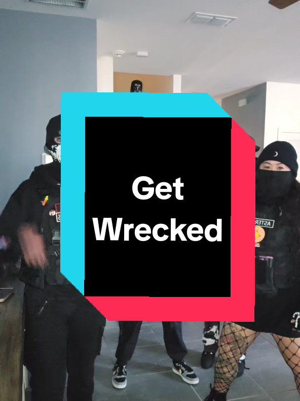 @𝔼𝖓𝖙𝖎𝖈𝖊