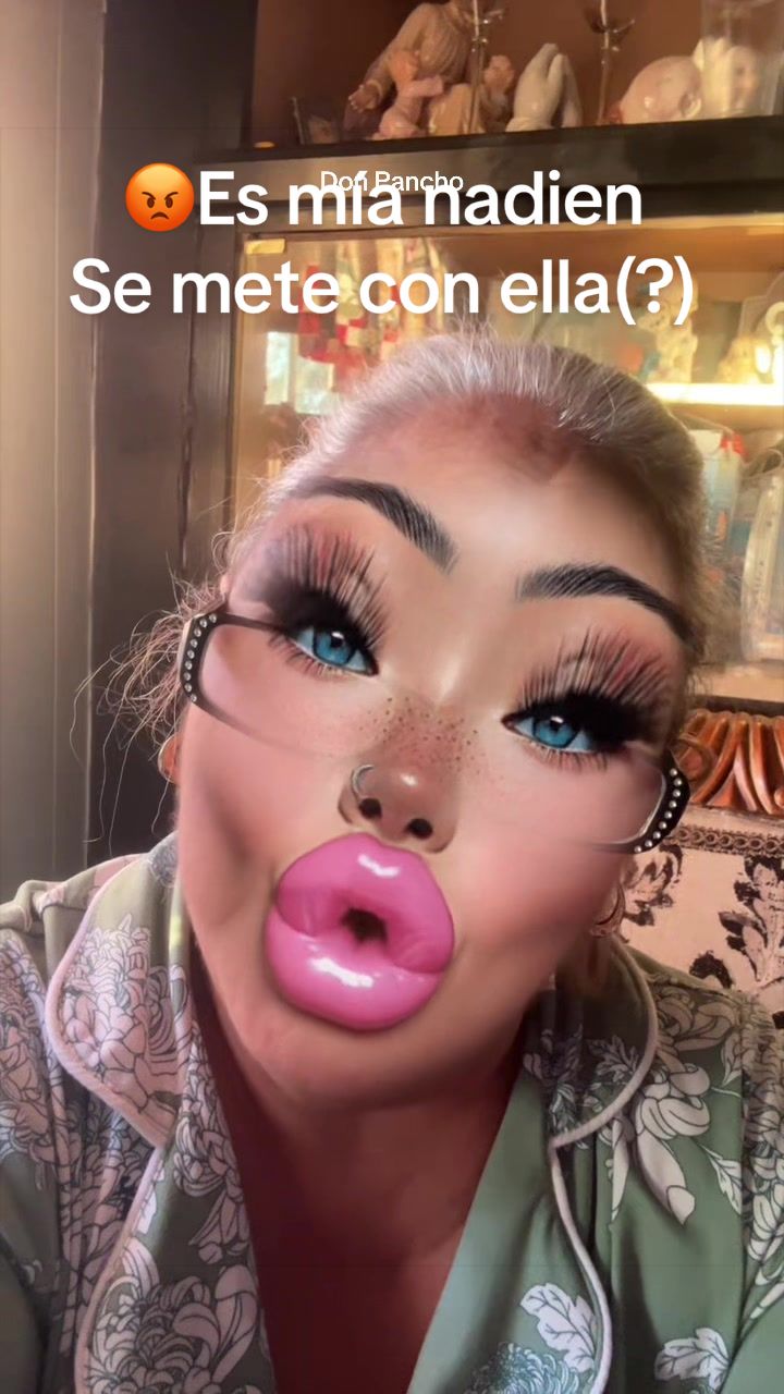 @CHISPITA 💦💦👑👭🌻💄