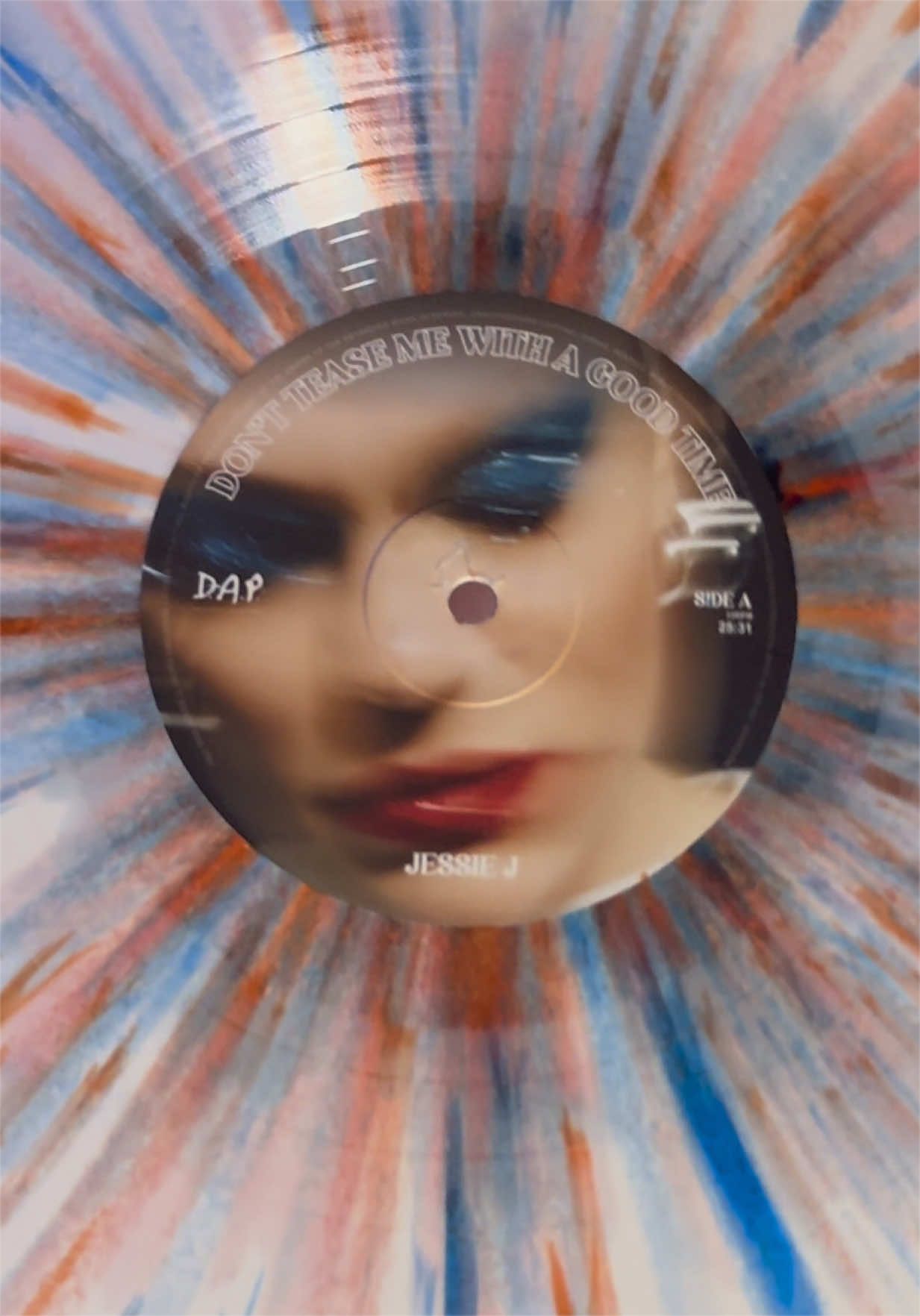 @✦ 𝕄𝕌𝕊𝕀ℂ ℝ𝟜𝕐𝕕𝕒𝕣 ✦