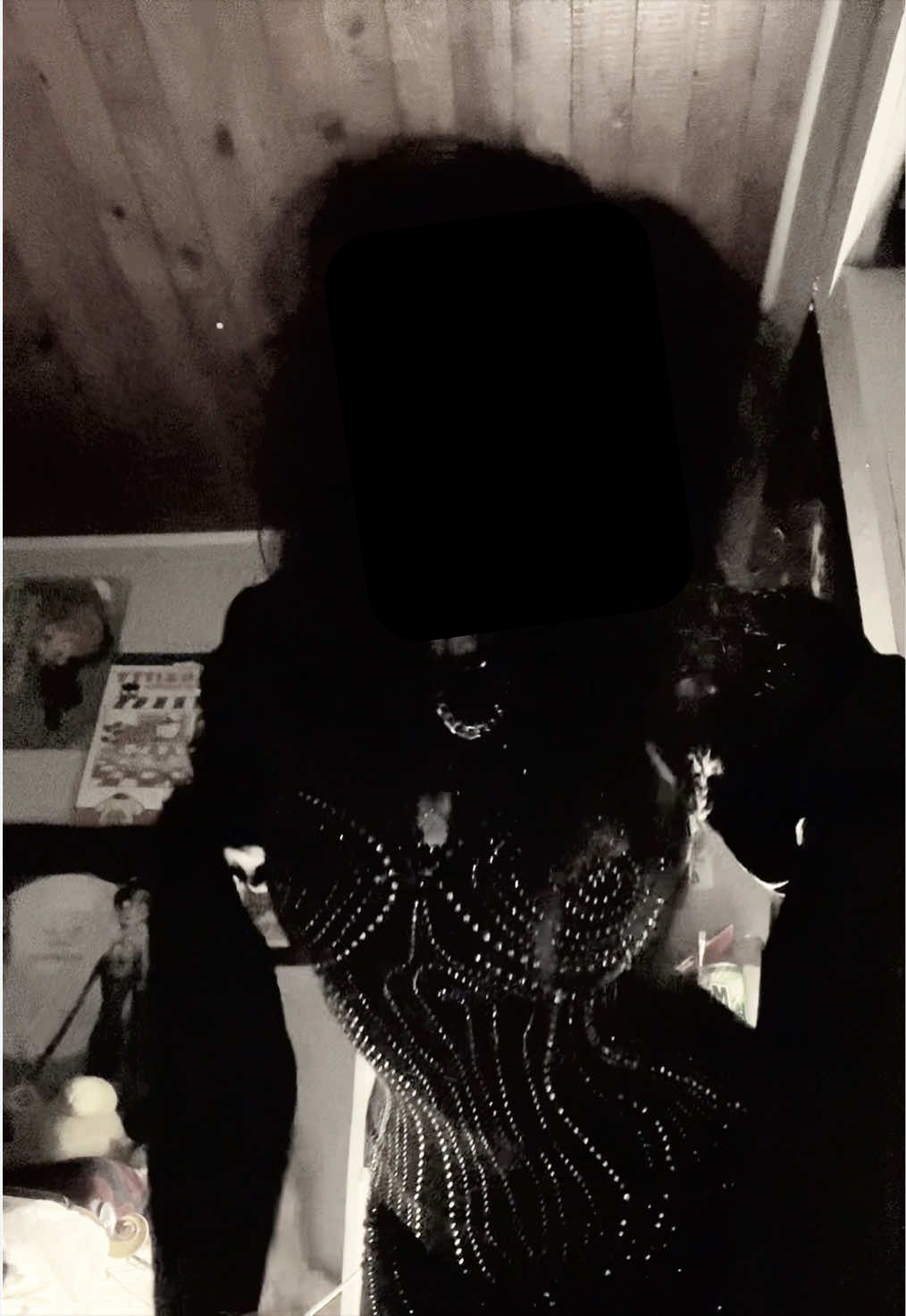 @༺🕷𖤐𝕽𝖔𝖇𝖇𝖘 𝖂𝖎𝖋𝖊𖤐🕷༻