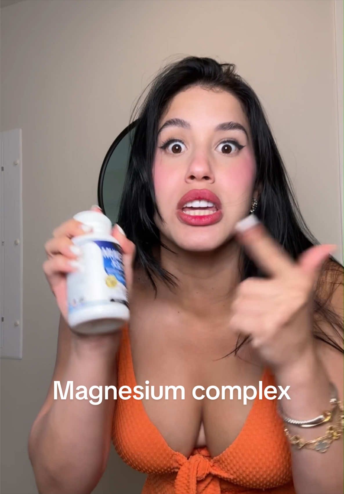@Roxana Ventura