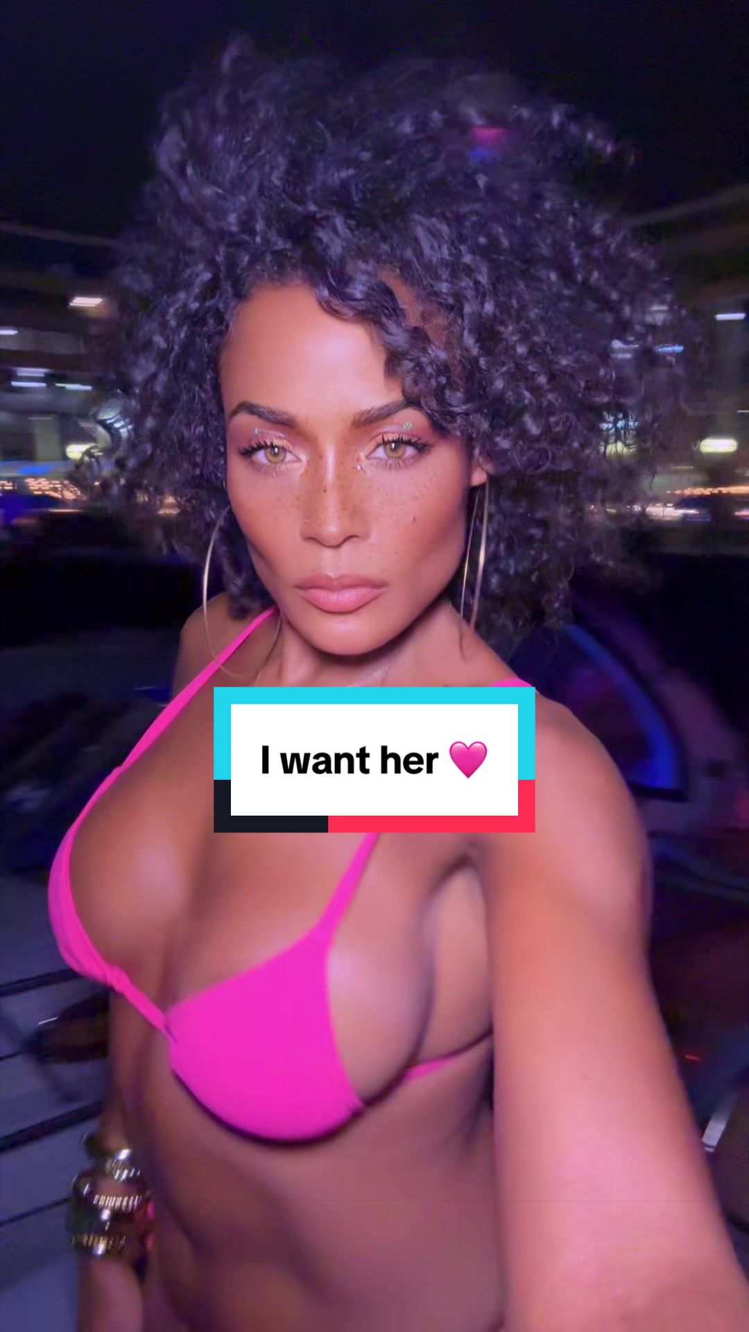@Anabel Lucia 🇩🇴🏀🦋♌️