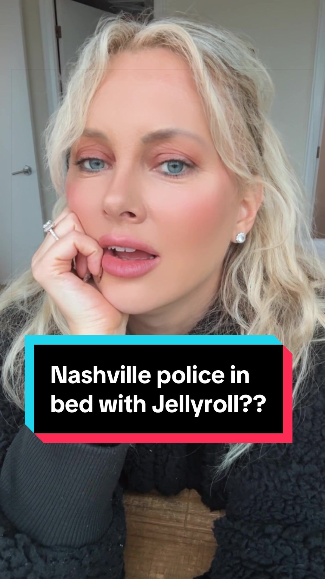 @NicoleArbour