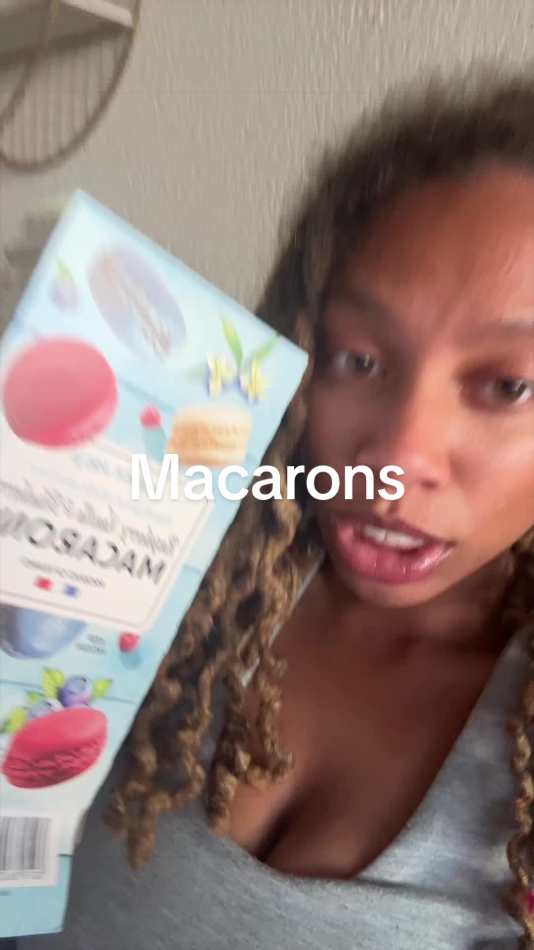 @N A O M I