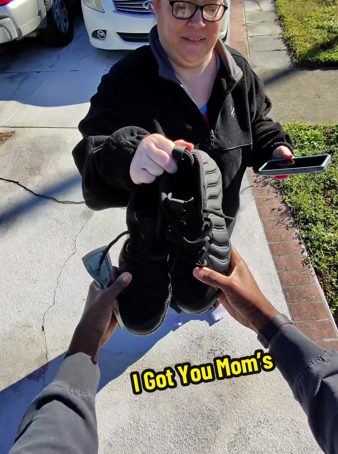 @Bobby | Sneaker Enthusiast