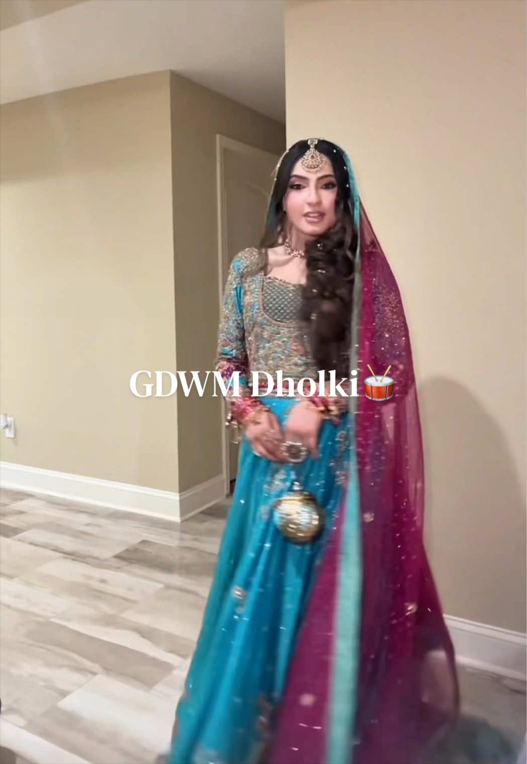 @HenaMokaria