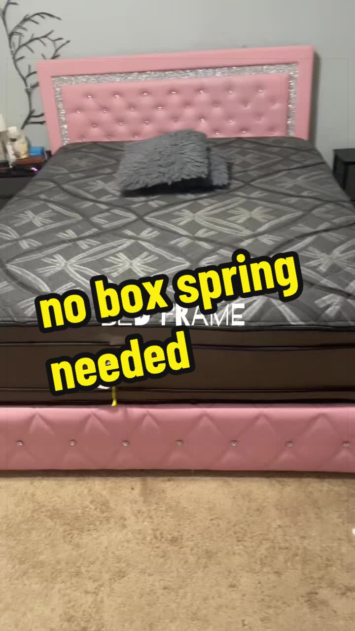 @Sample Queen