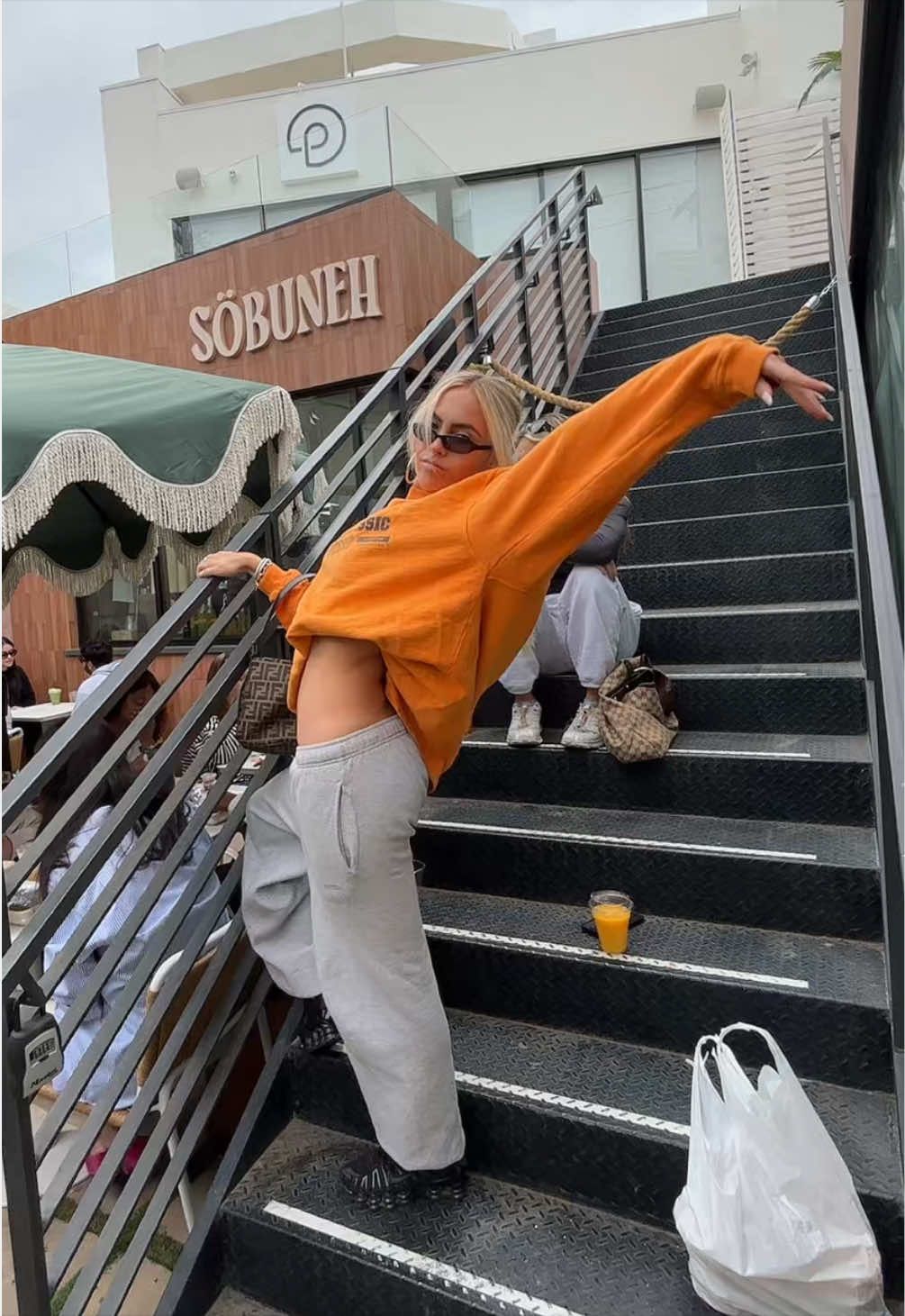 @phoebejoylafrance