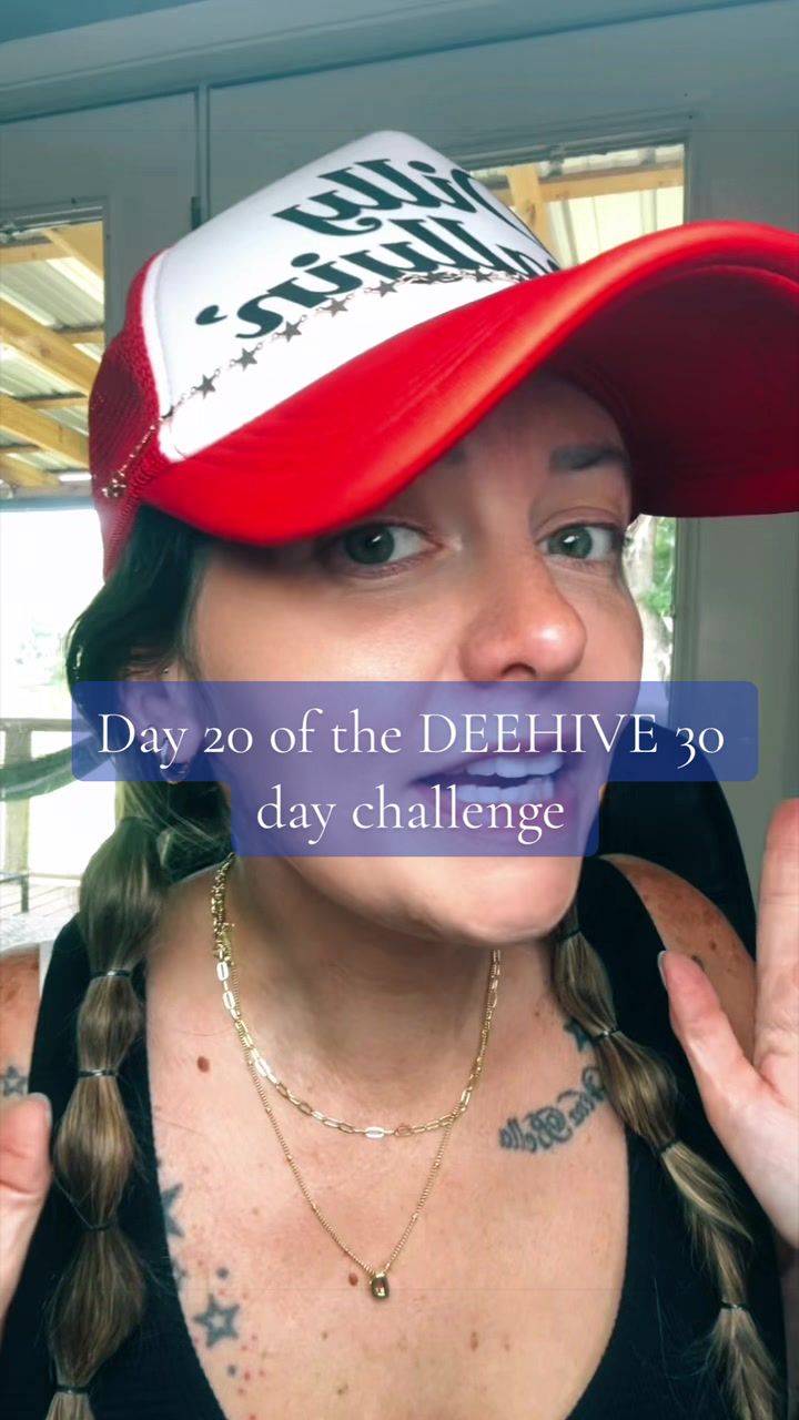 @DeeHive🖤| Relatable Lifestyle