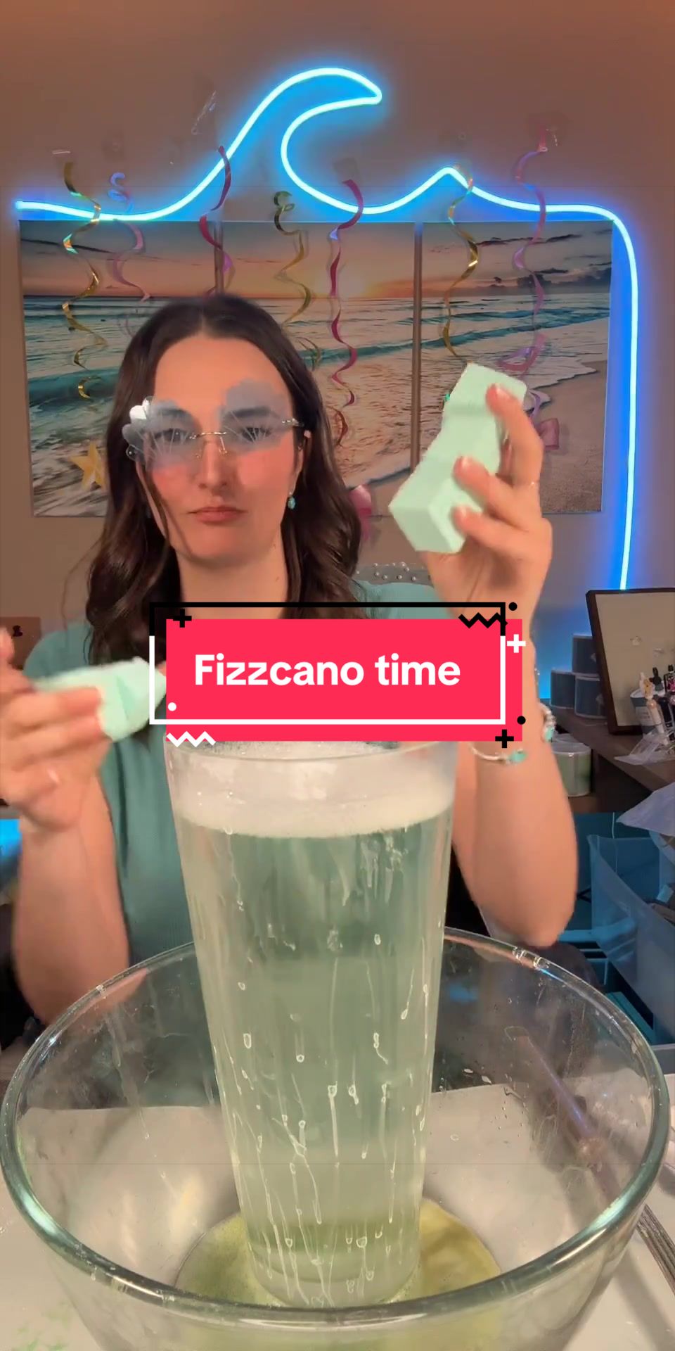 @Making Fizzy Waves 💎Lori