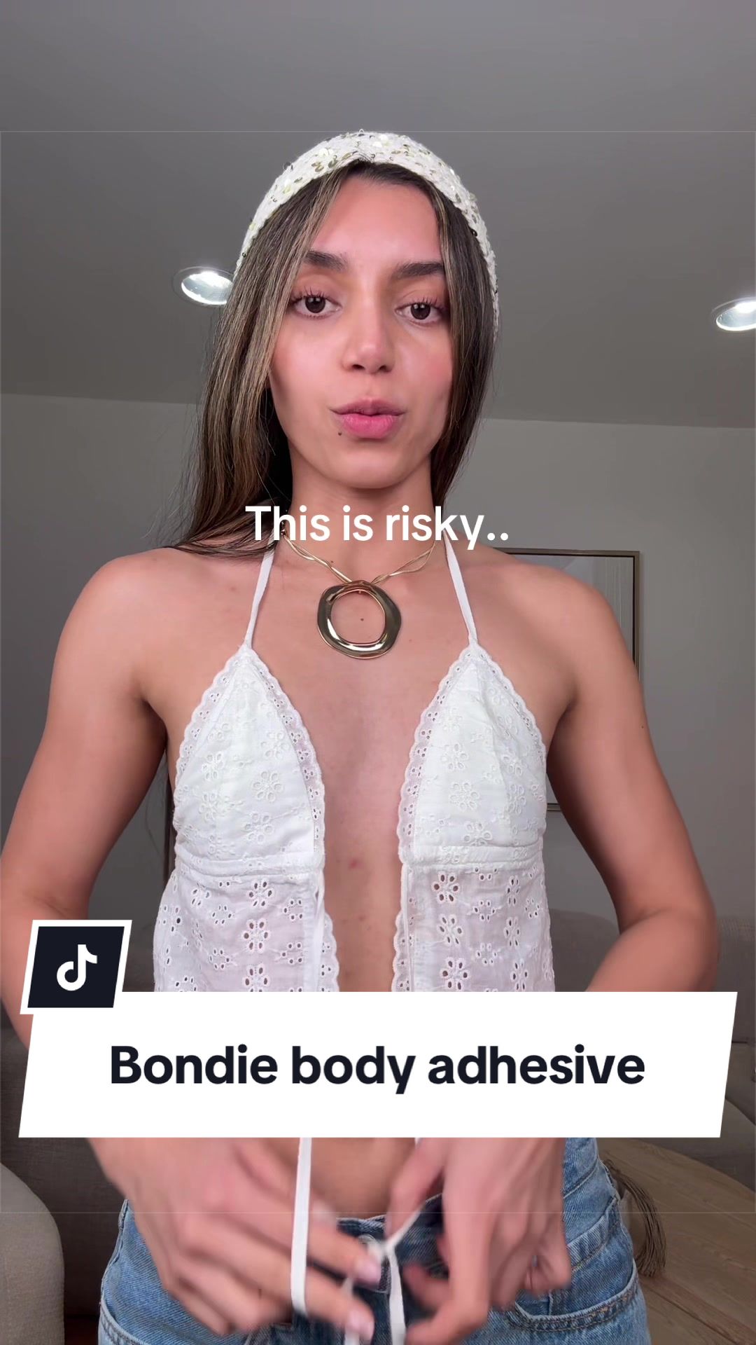 @Bella