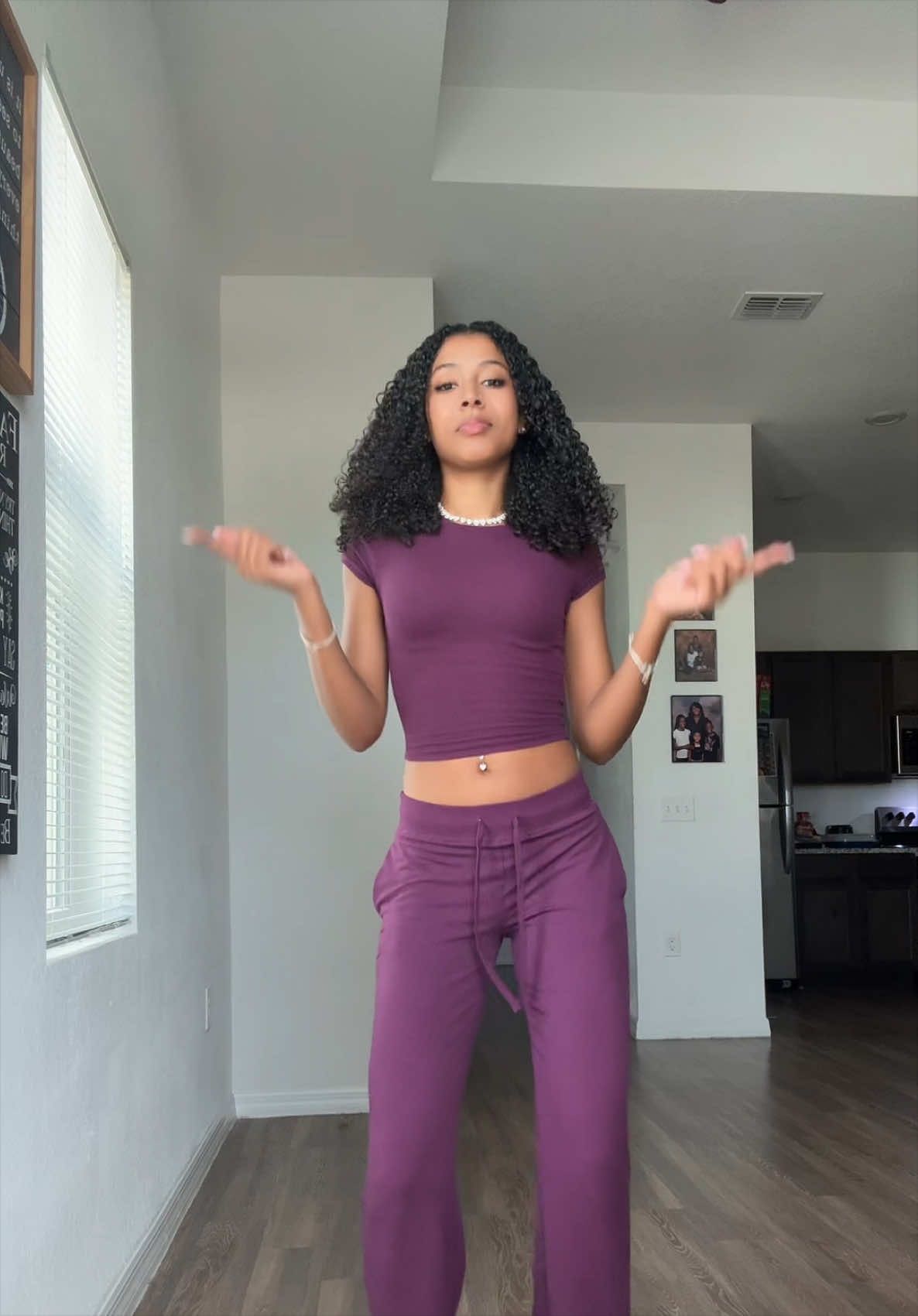 @Nicole💕🌴.!!