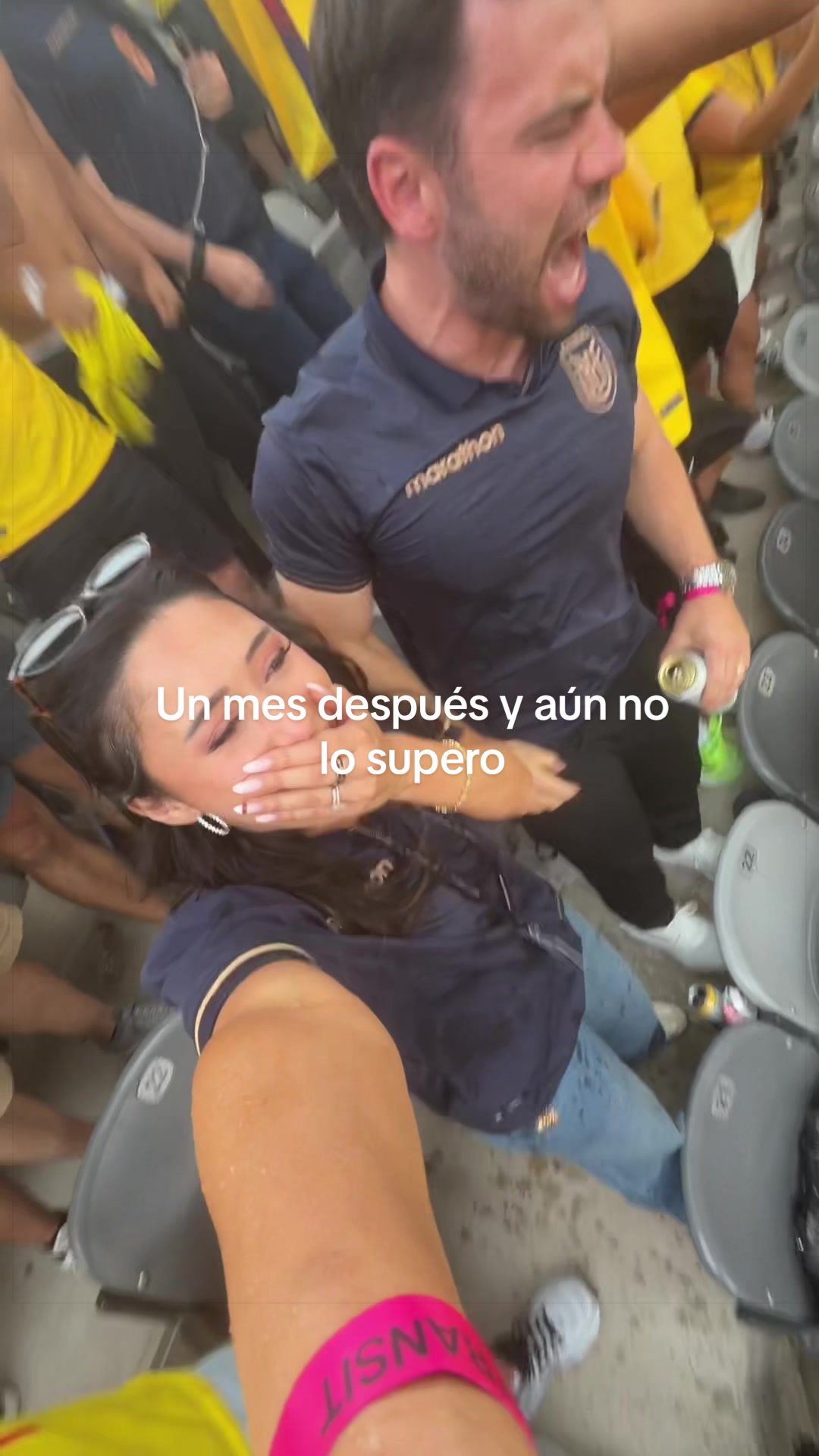@Adriana🥀