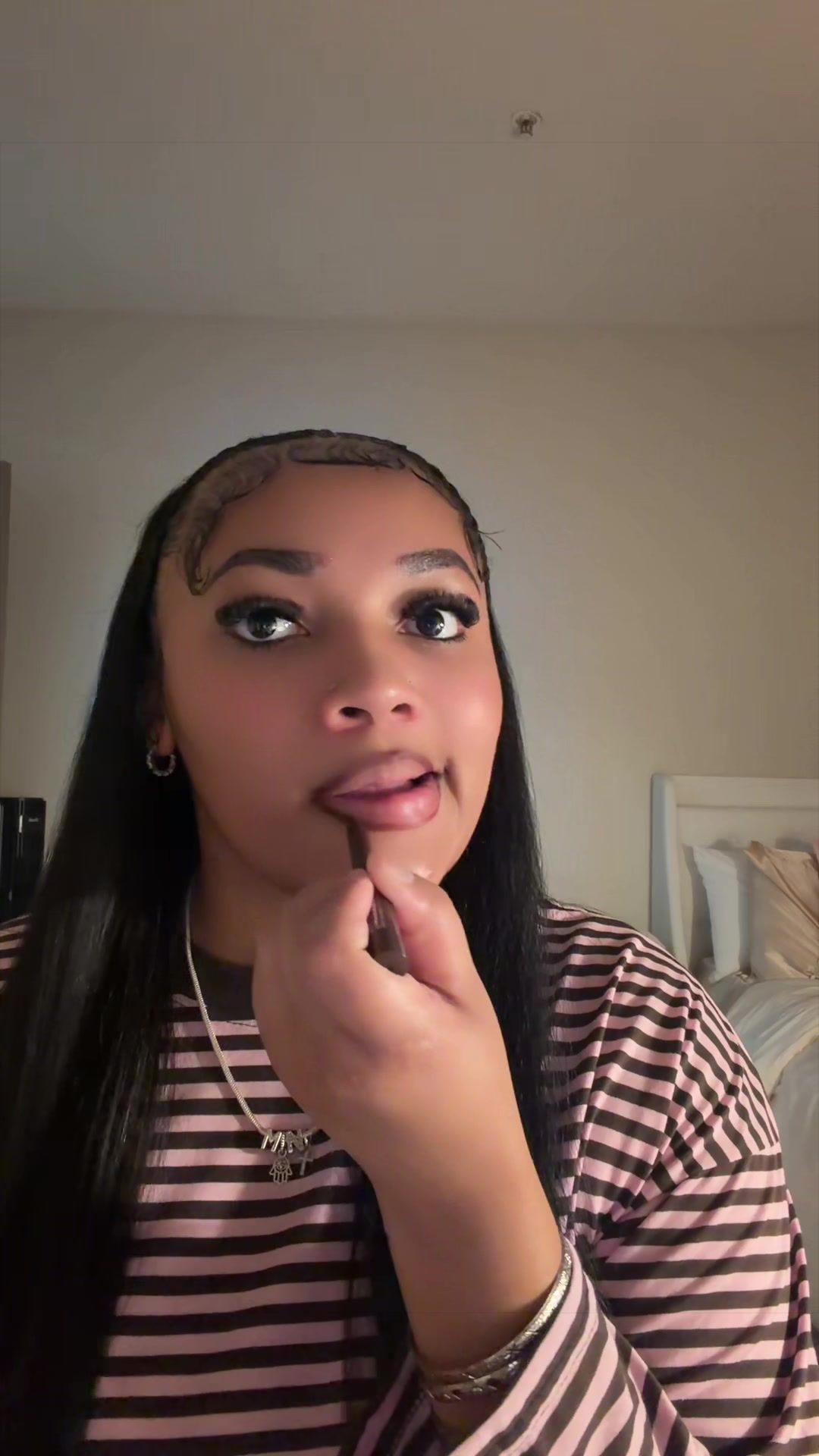 @monique