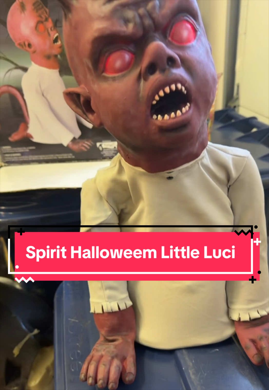 @Deezanimatronics