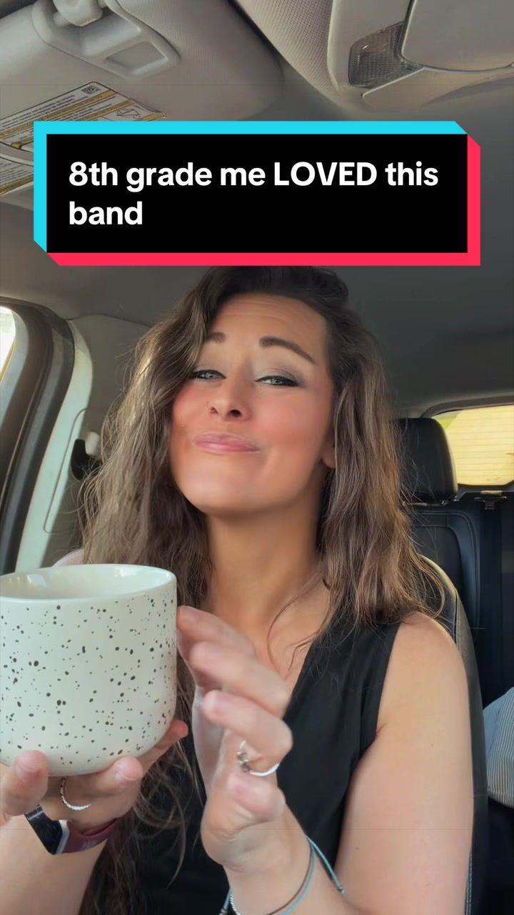 @Second Cup Sound Co. ☕️🎶🖤