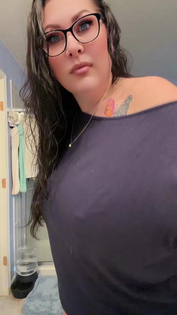 @CurvyCutie2018