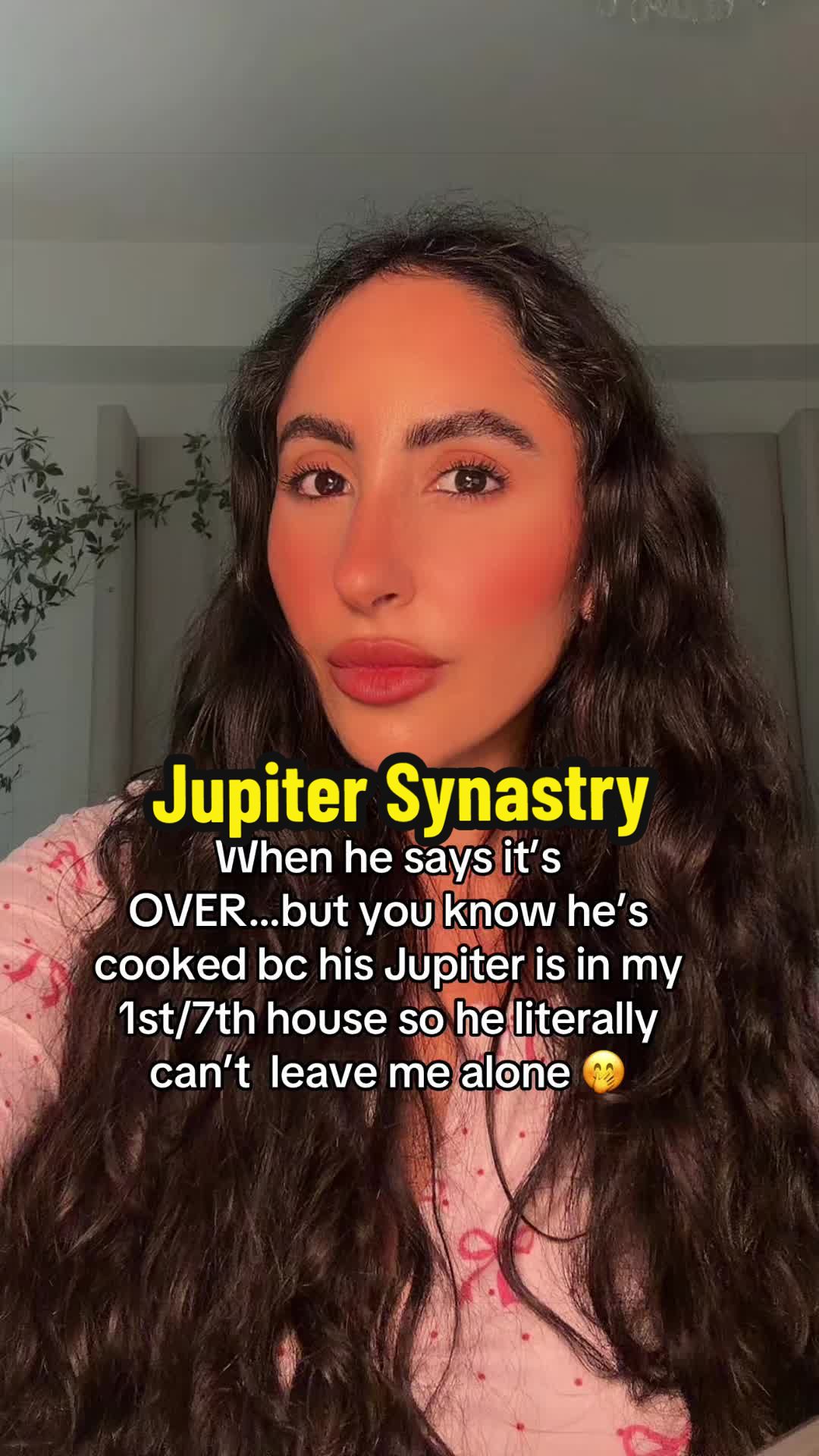 @Camila Regina 🐝