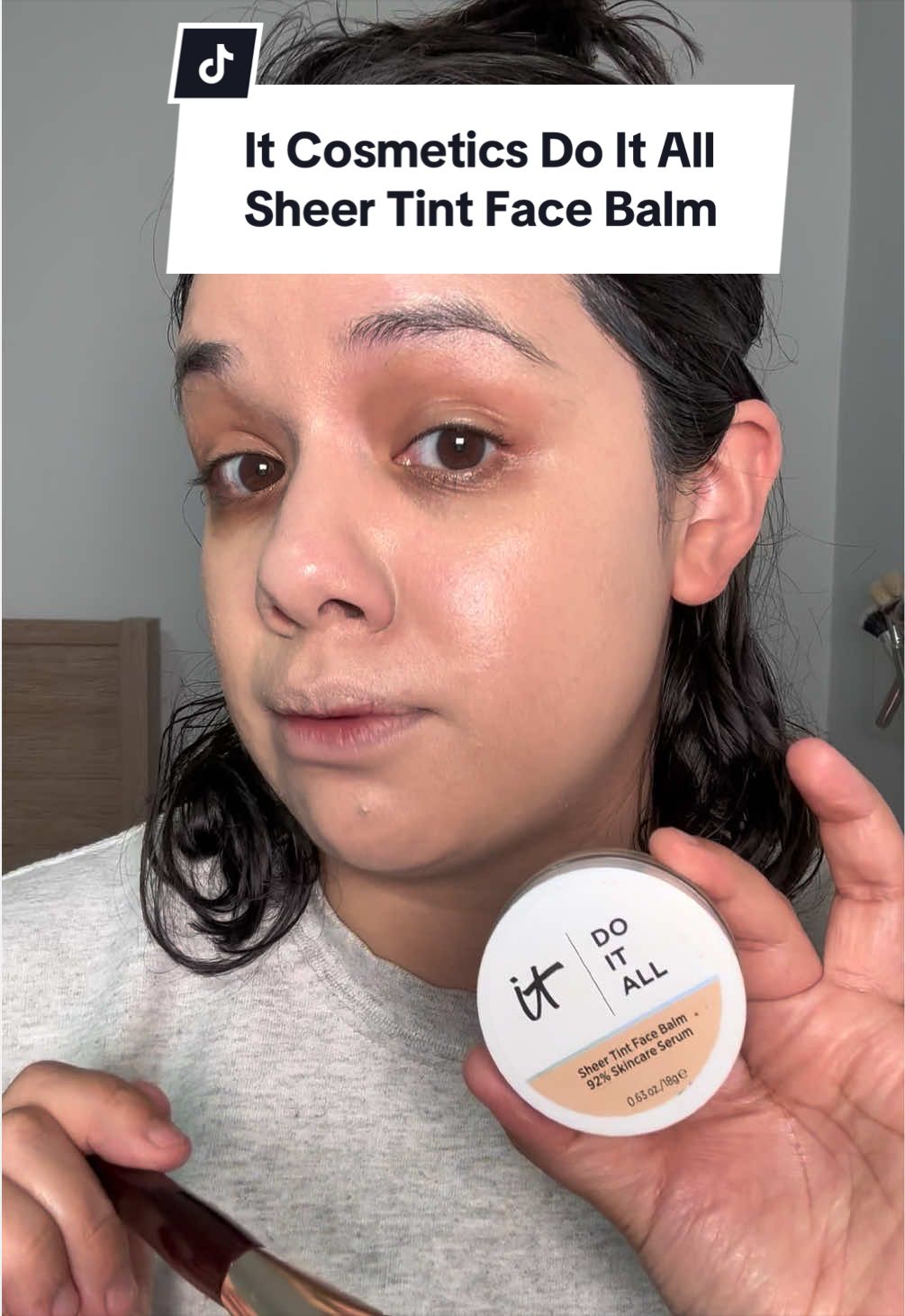@Xochitl | Latina Creator