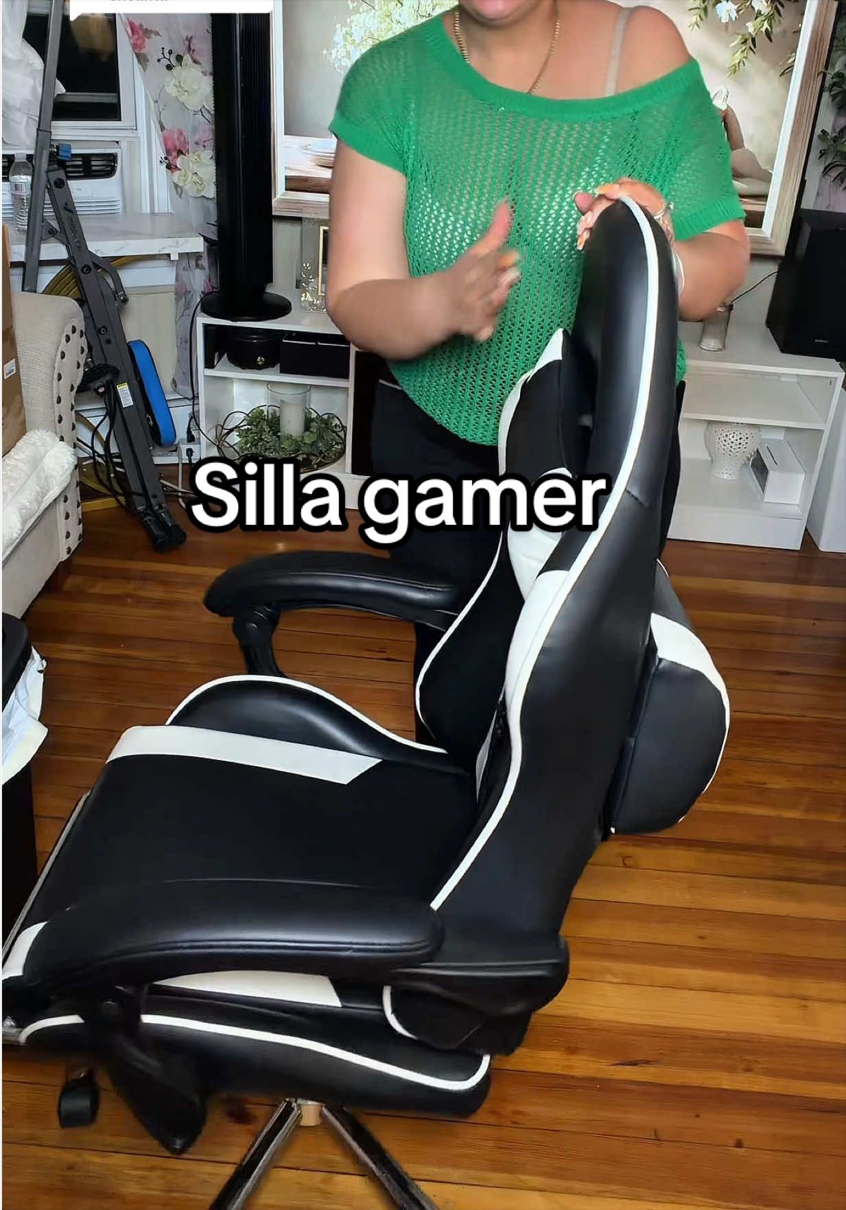 @𝕂𝕒𝕣𝕠𝕝 𝔾𝕒𝕝𝕝𝕒𝕣𝕕𝕠
