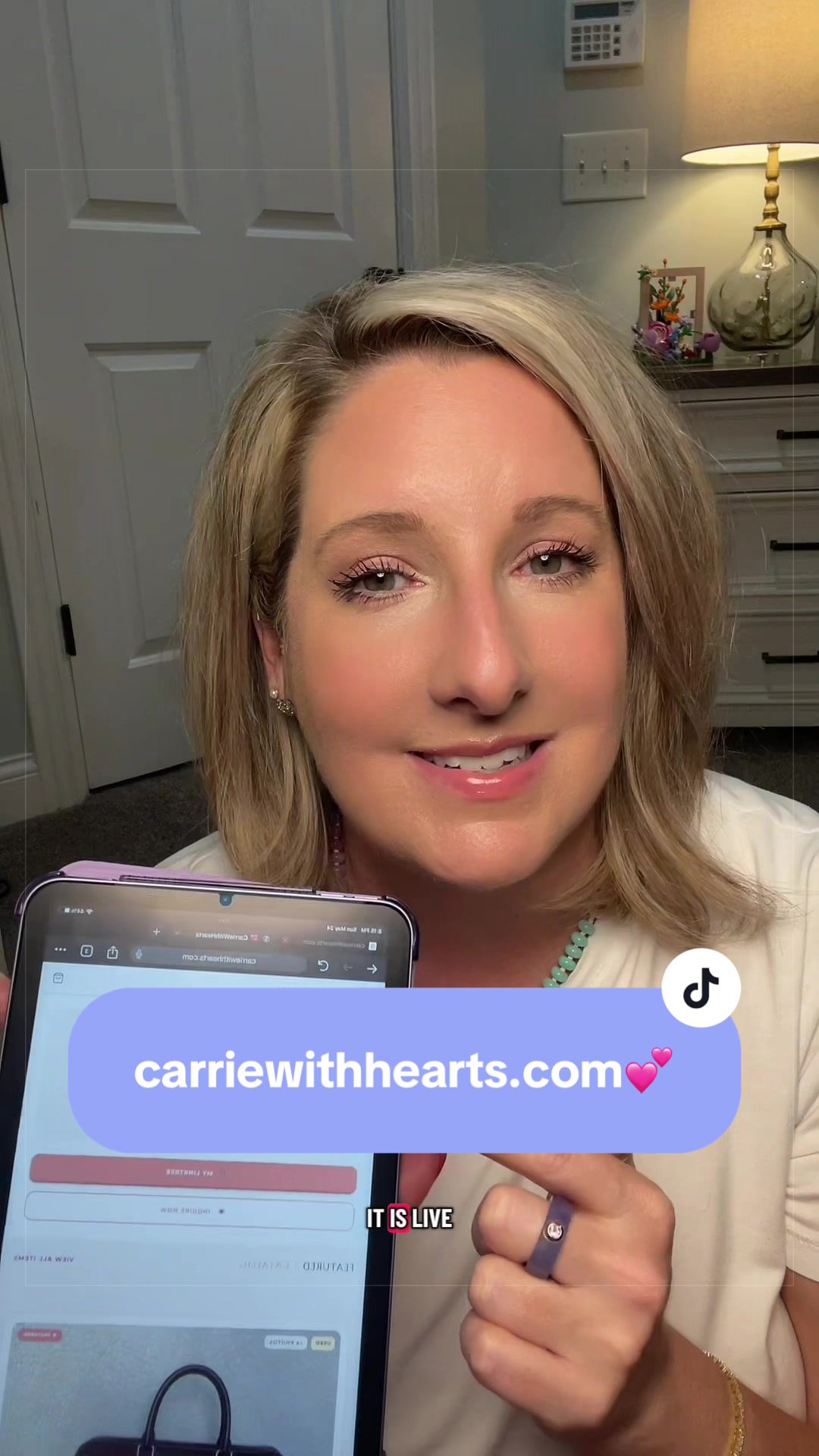 @carriewithhearts💕