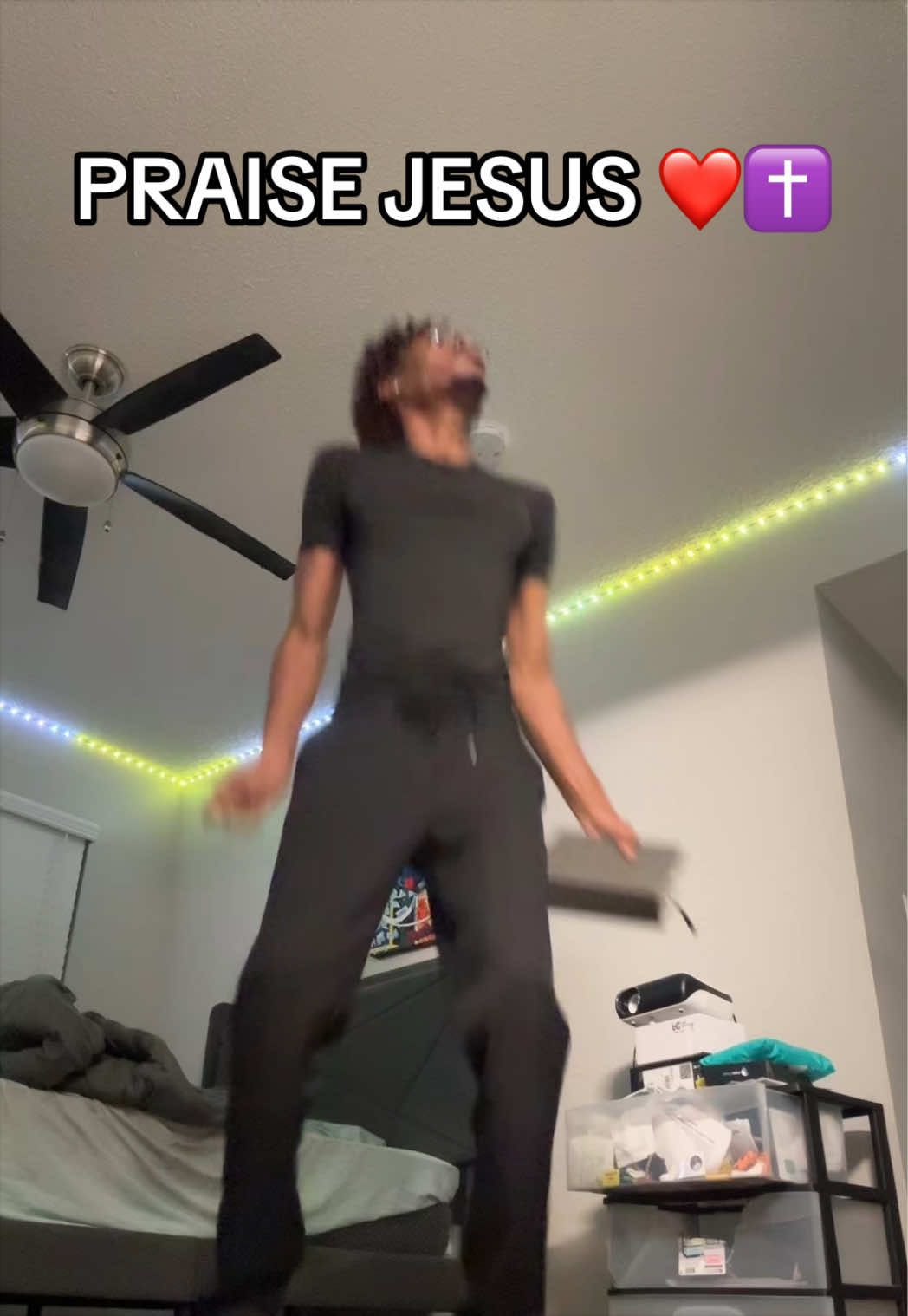 @vonseerrr