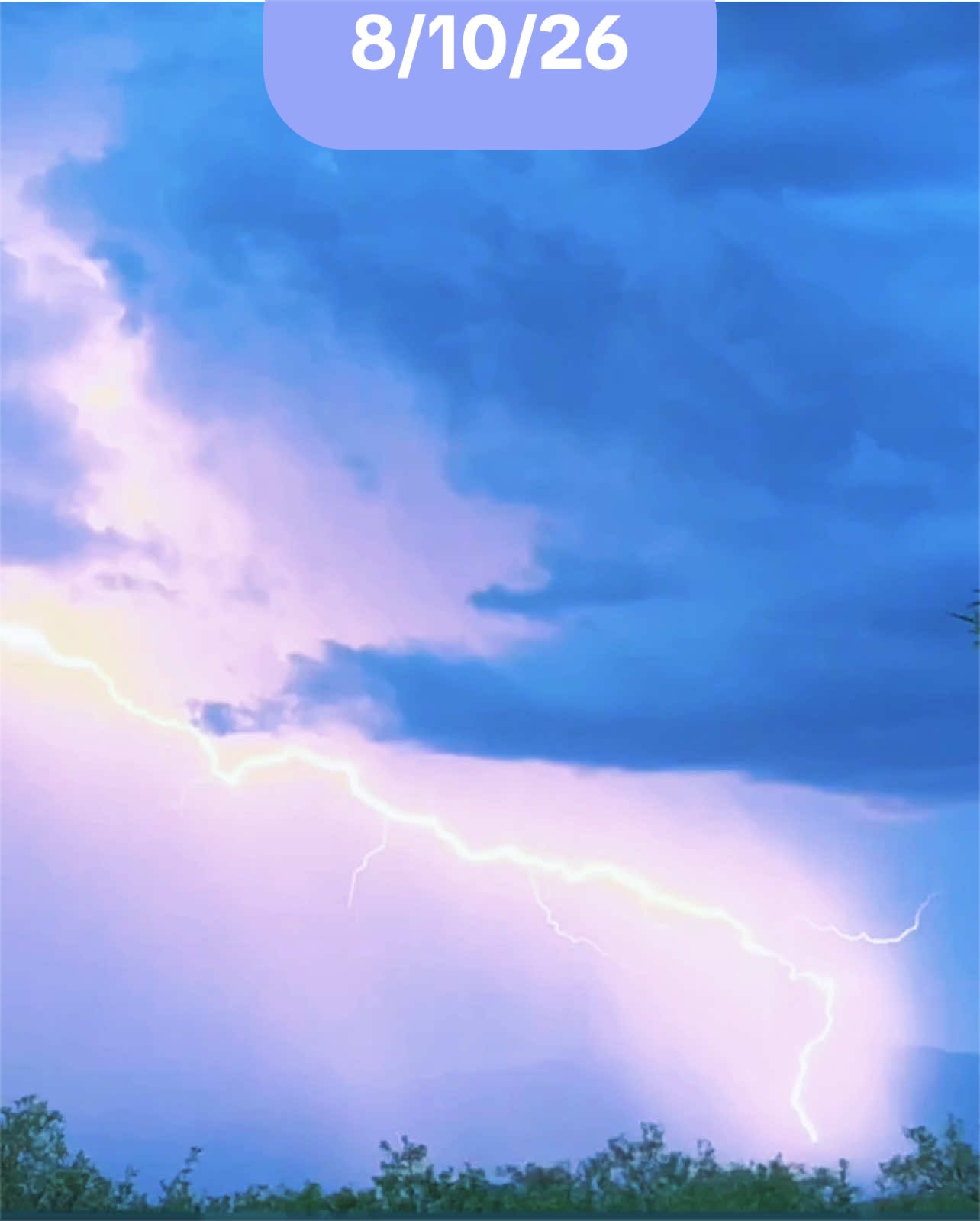 @𝓒𝓱𝓮𝓻𝔂𝓵 🧡