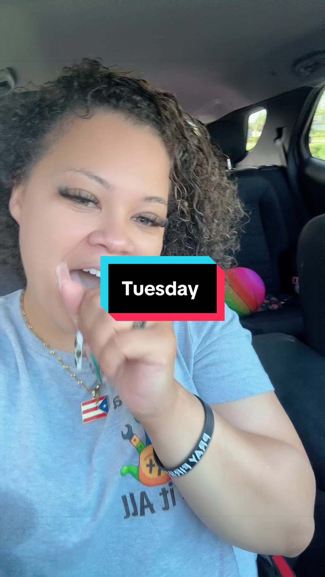 @realbriananicole