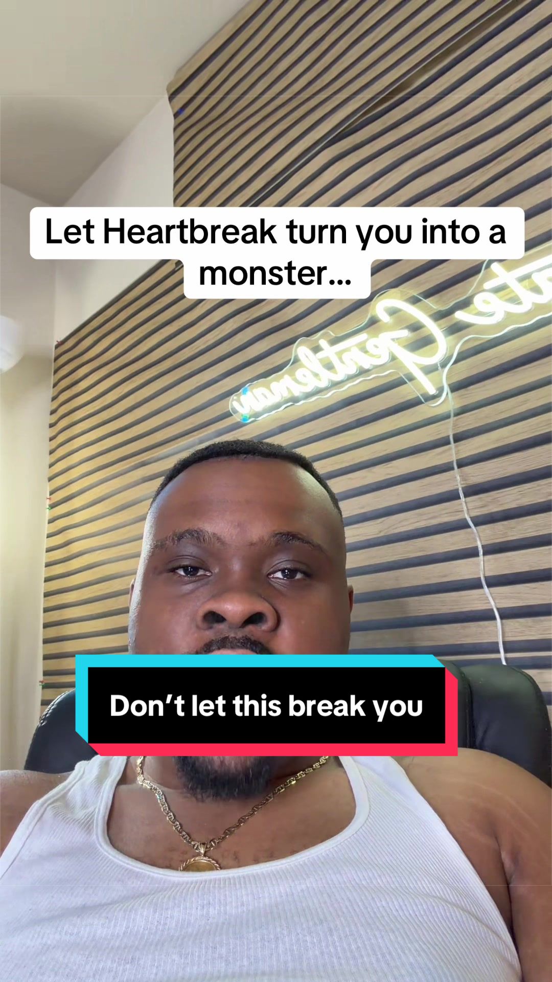 @The Ultimate Gentleman