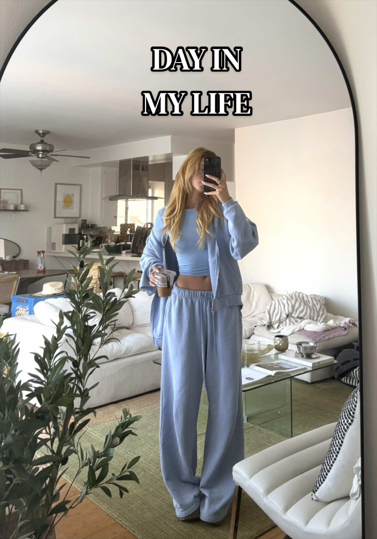 @Bella
