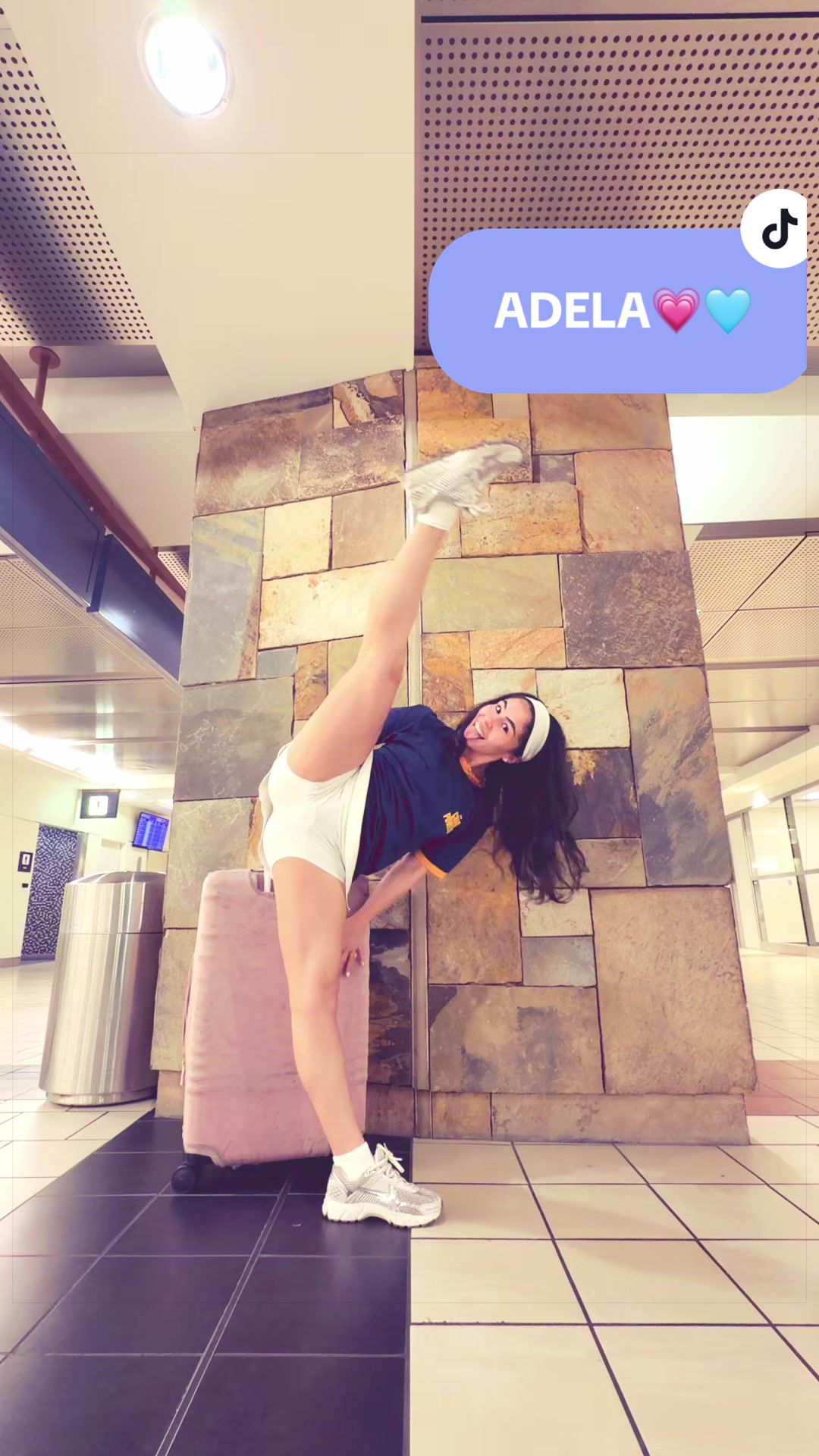 @Natalie🇨🇺🥋