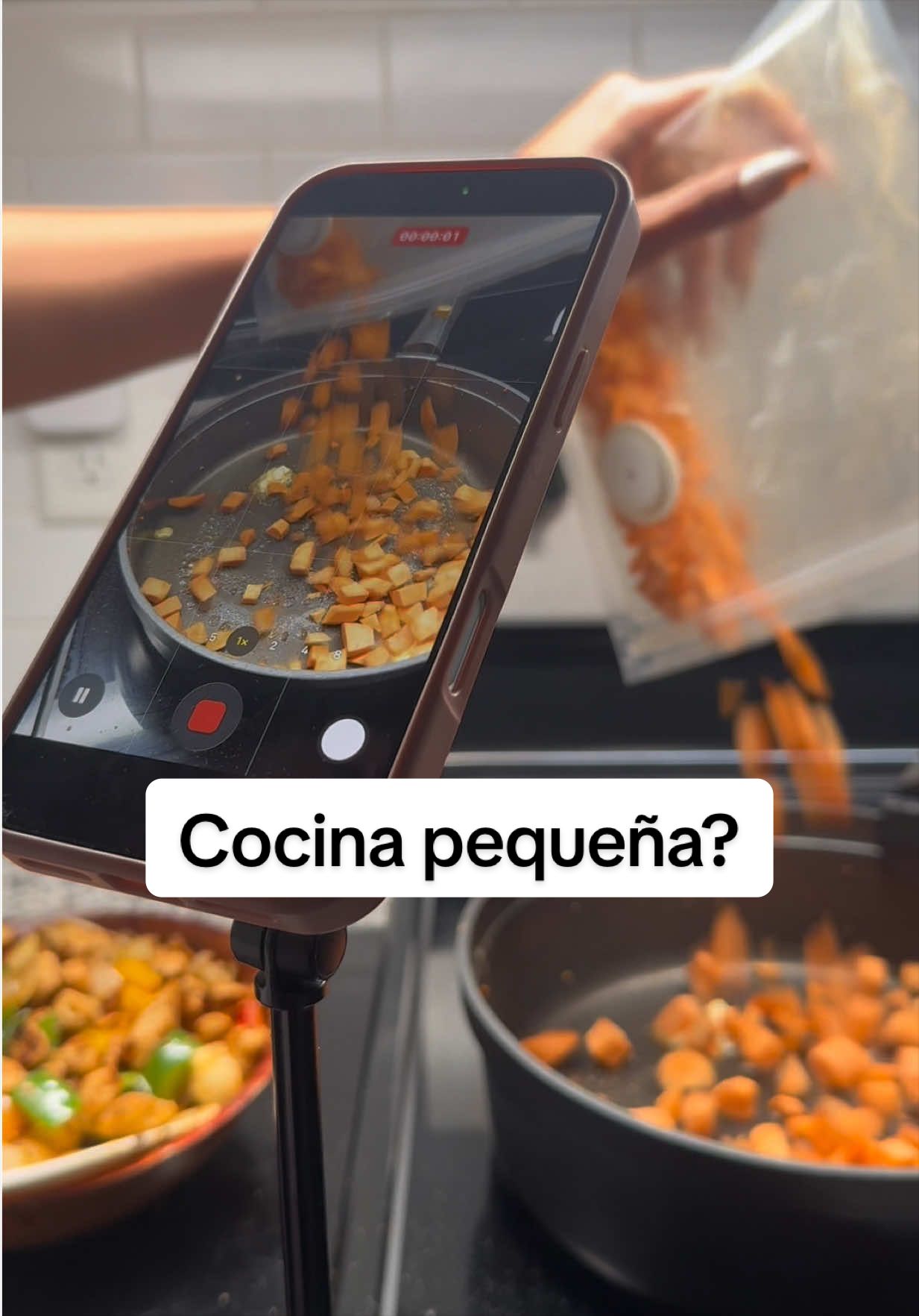 @Ana Rbk | Cocina, graba y crea