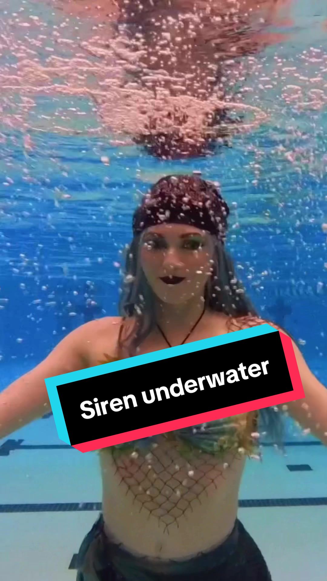 @Siren Sapphire 🧜🏻&zwj;♀️