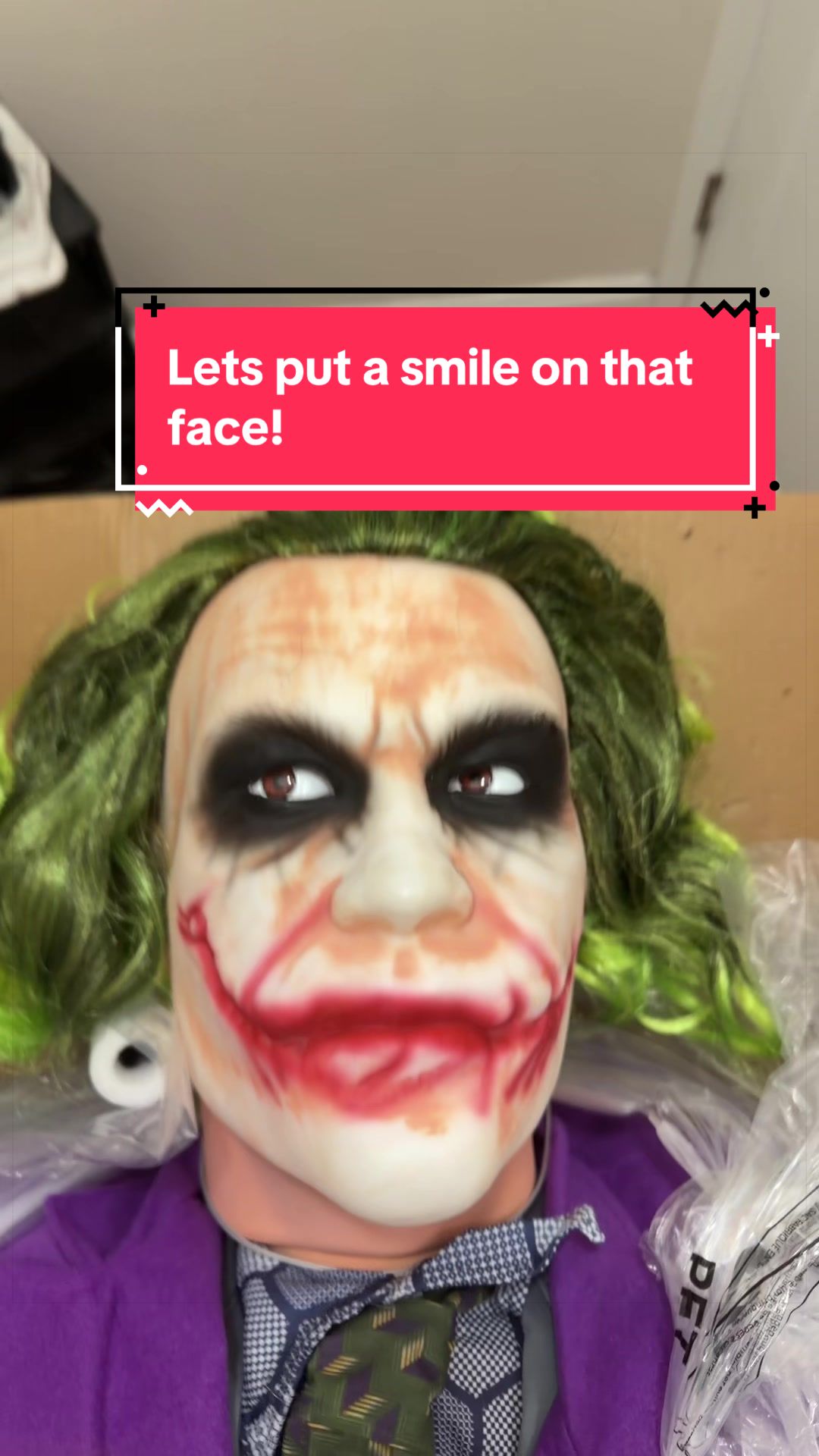 @Deezanimatronics