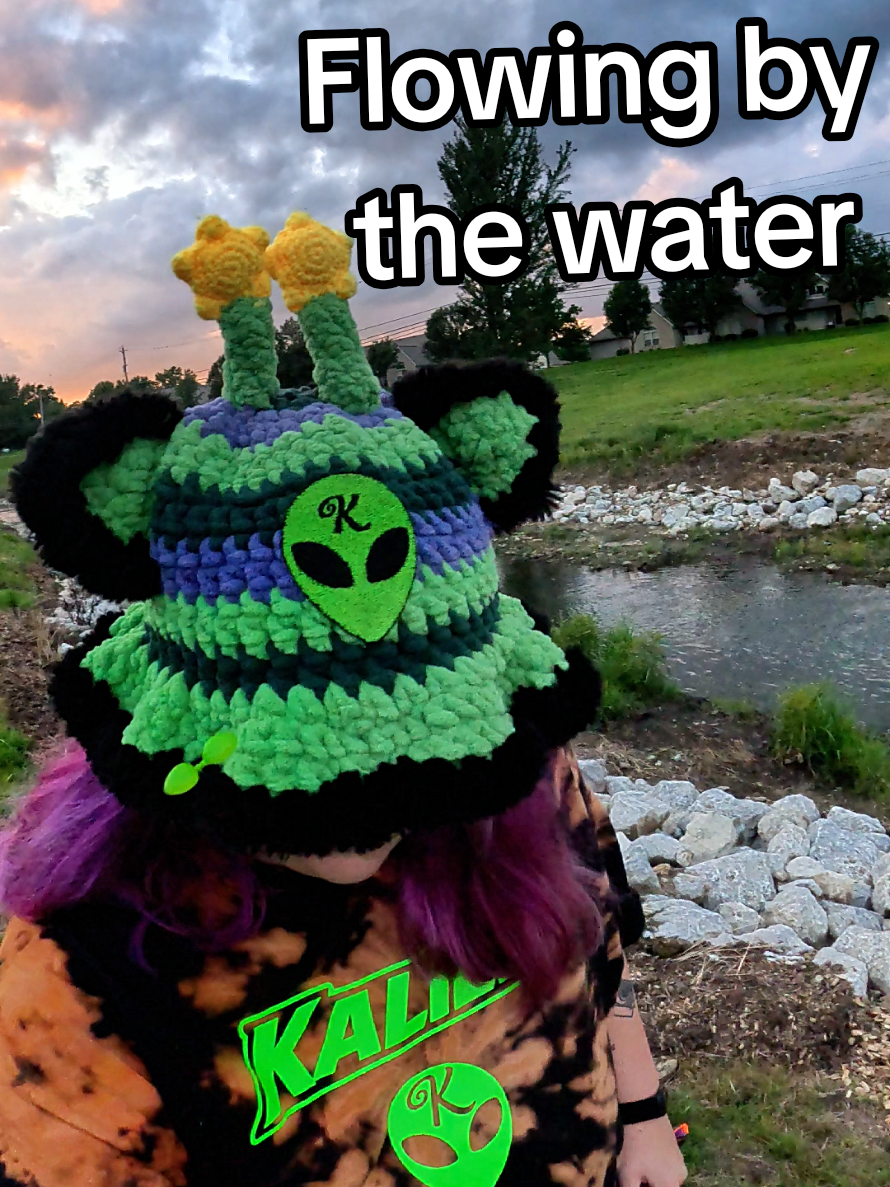@Kalien 👽✨️