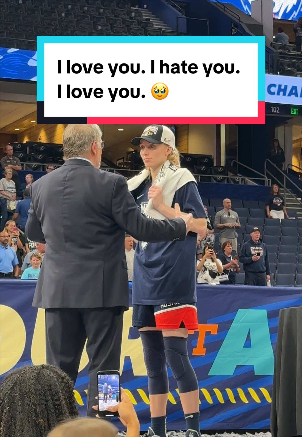 @Maddyhoops
