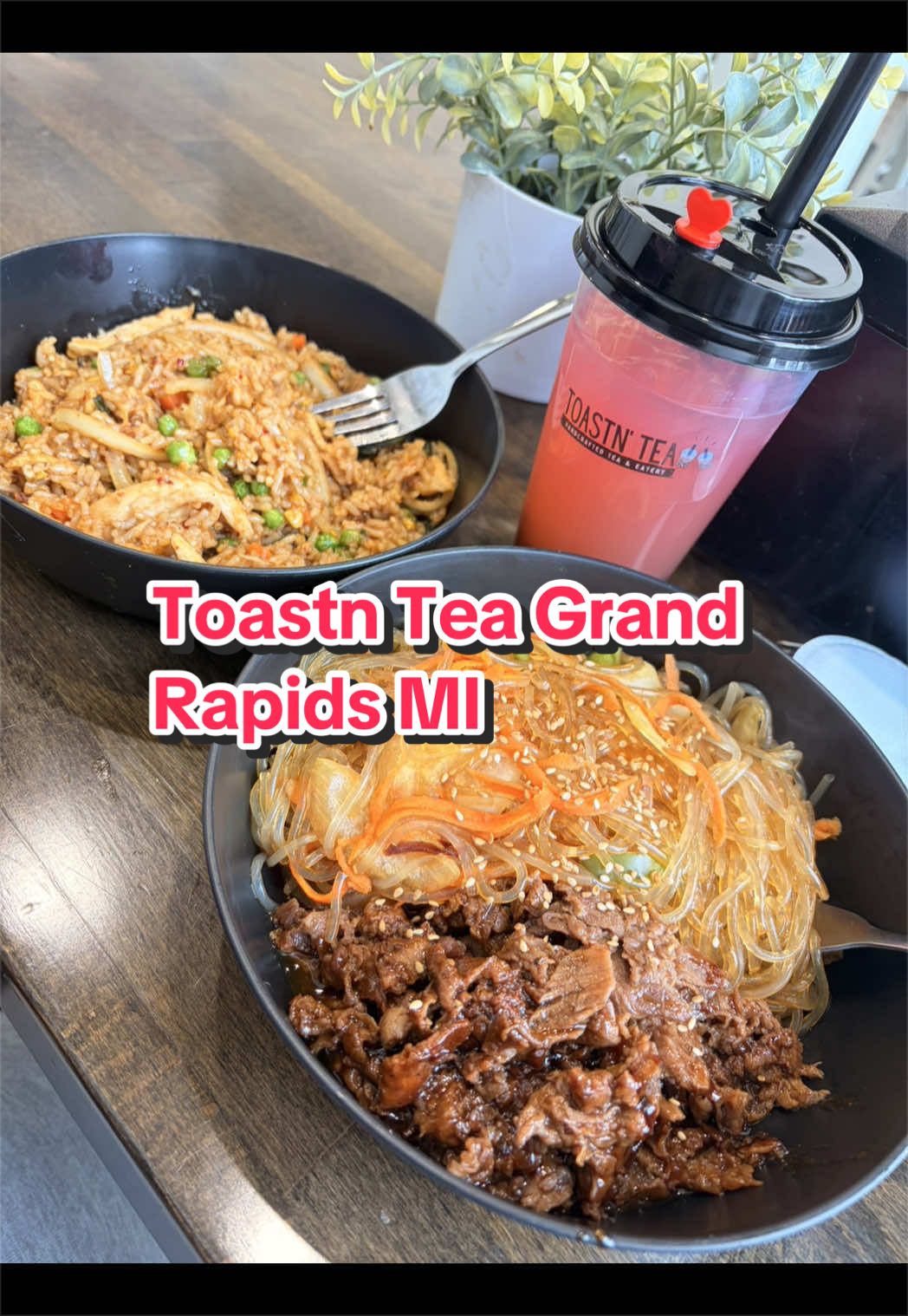 @TheTravelingFoodie