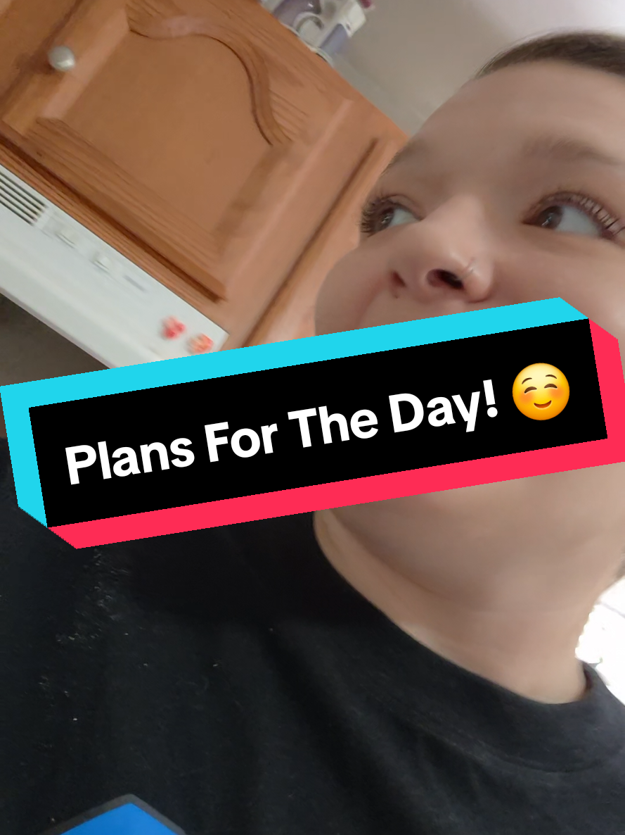 @Katie/SAHM/Content Creator