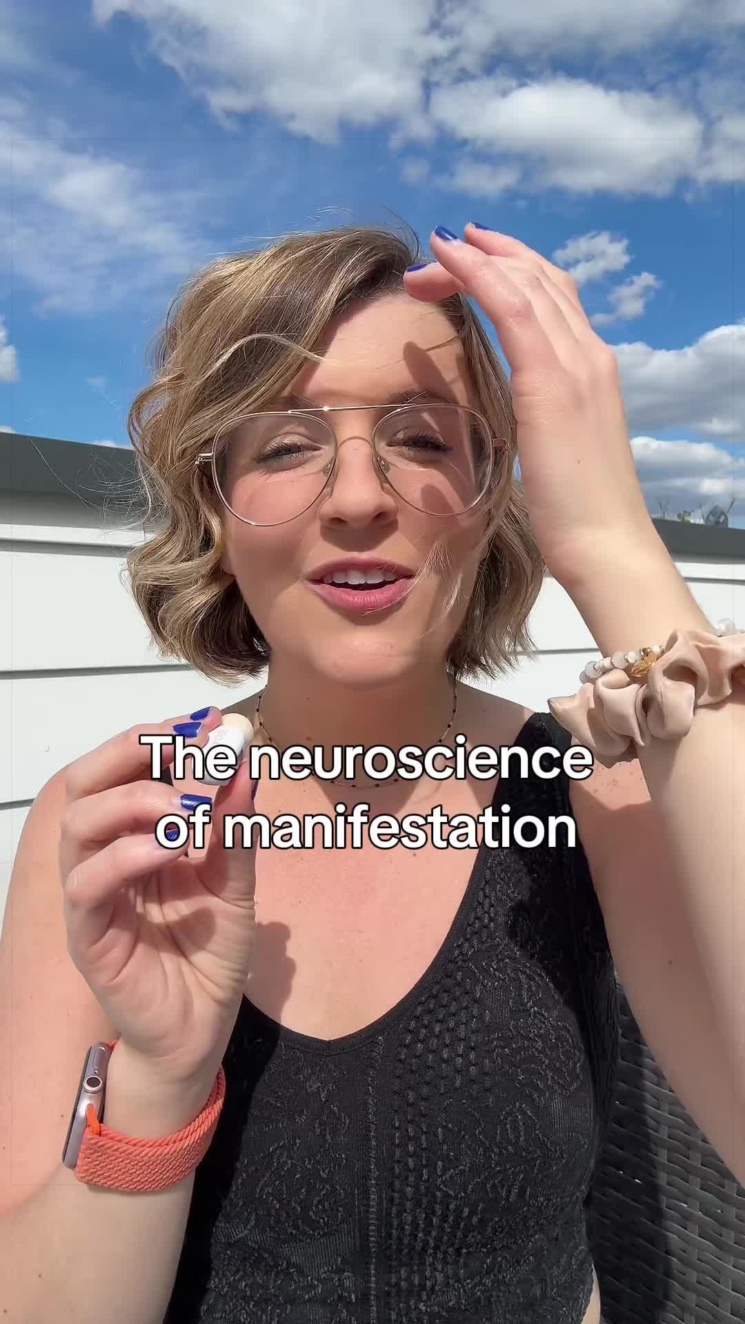 @Emilie Leyes &bull; Hypnosis