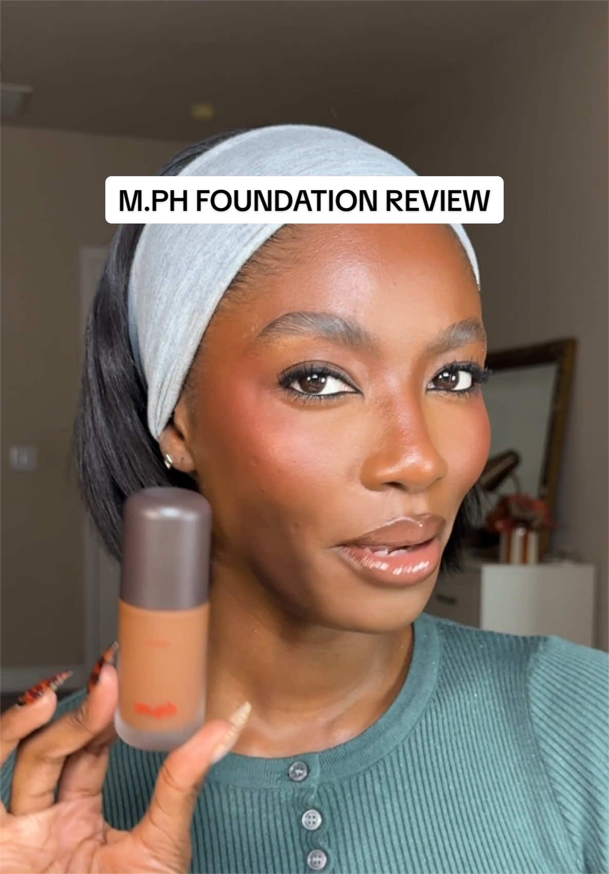 @Kayla B | Beauty Creator✨