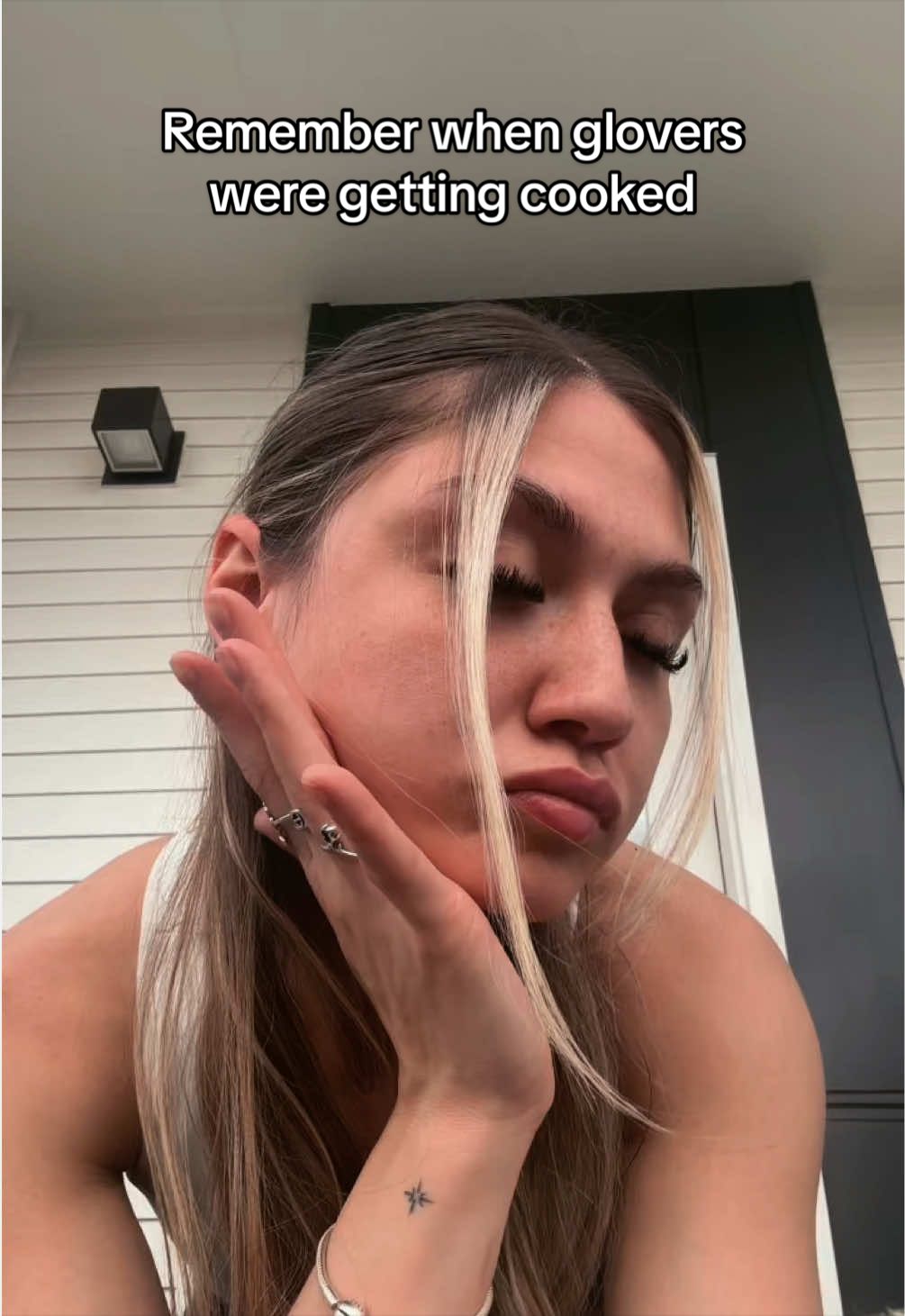 @whoisvulpiix