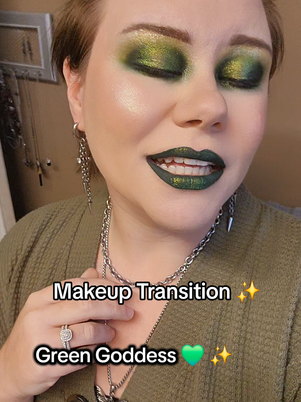 @Breanna's Bold Beauty 💄✨️