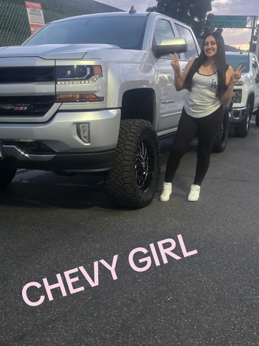@Lolavargas310