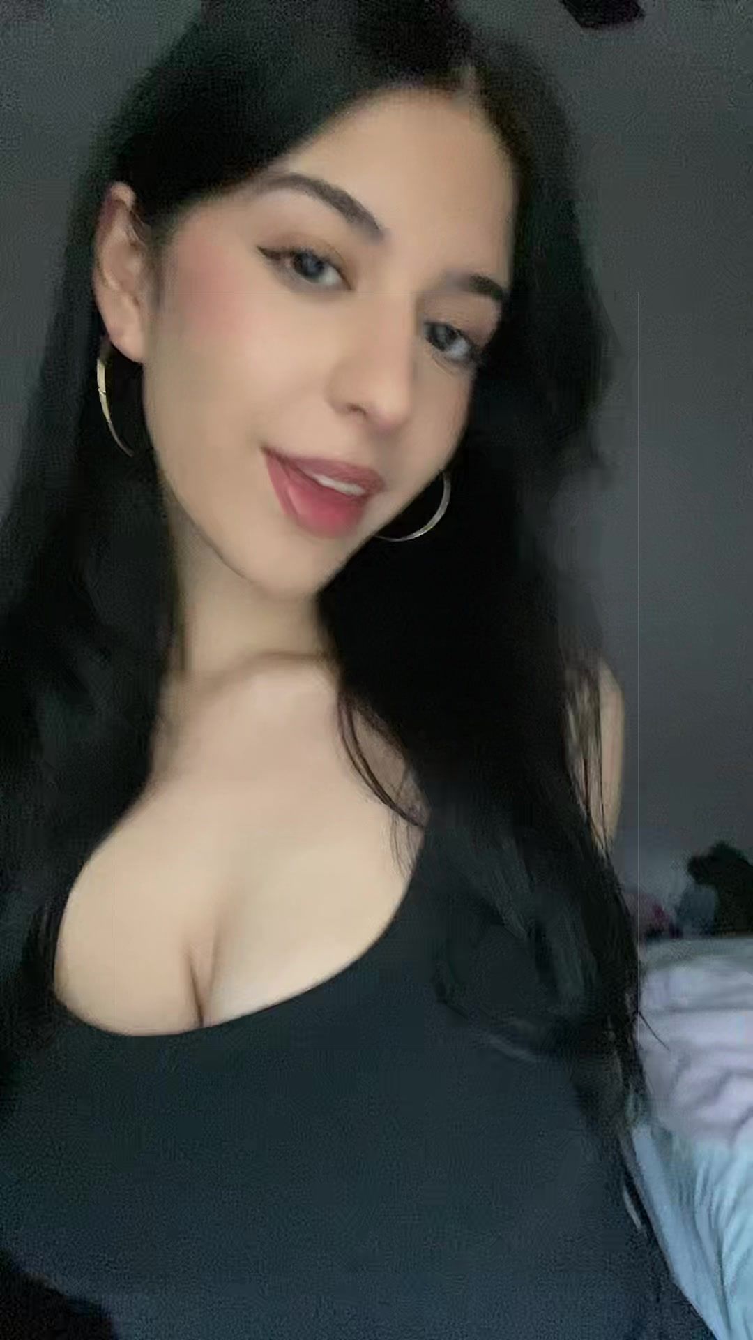 @Malena