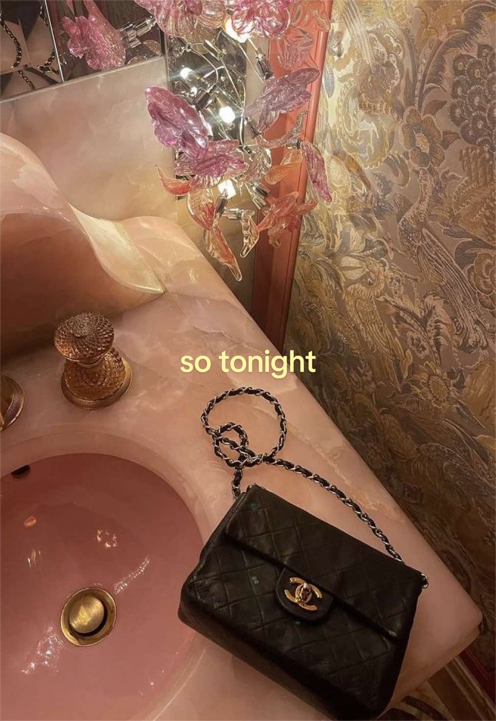 @𝔩𝔬𝔰𝔱𝔤𝔦𝔯𝔩𝔬𝔫𝔢𝔞𝔯𝔱𝔥